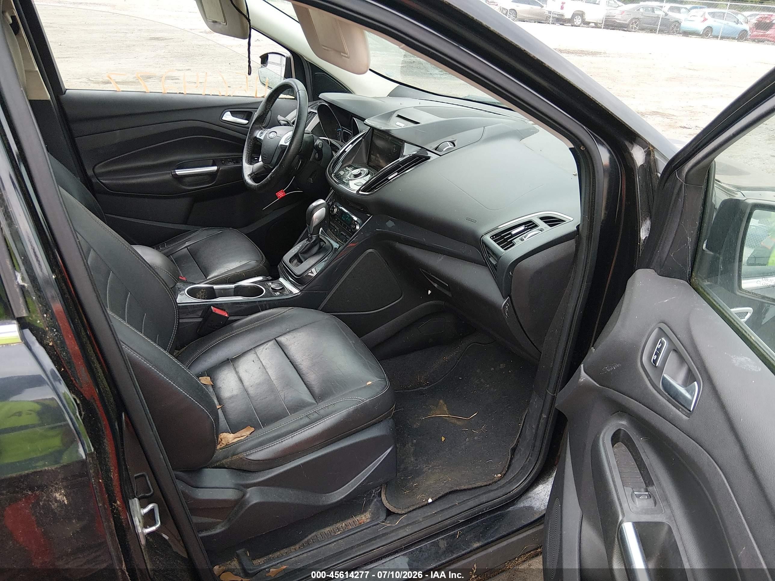 2014 Ford Escape Titanium Черный vin: 1FMCU0JX1EUC65339