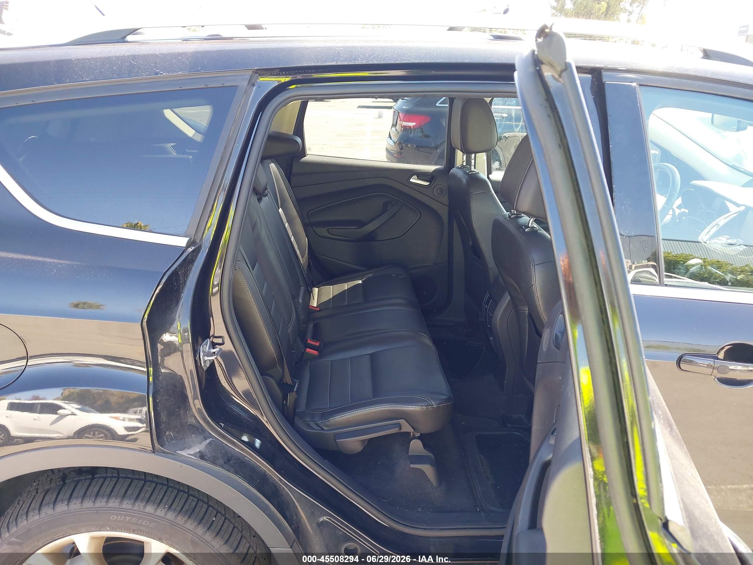 2015 Ford Escape Titanium Black vin: 1FMCU0JX1FUC36960