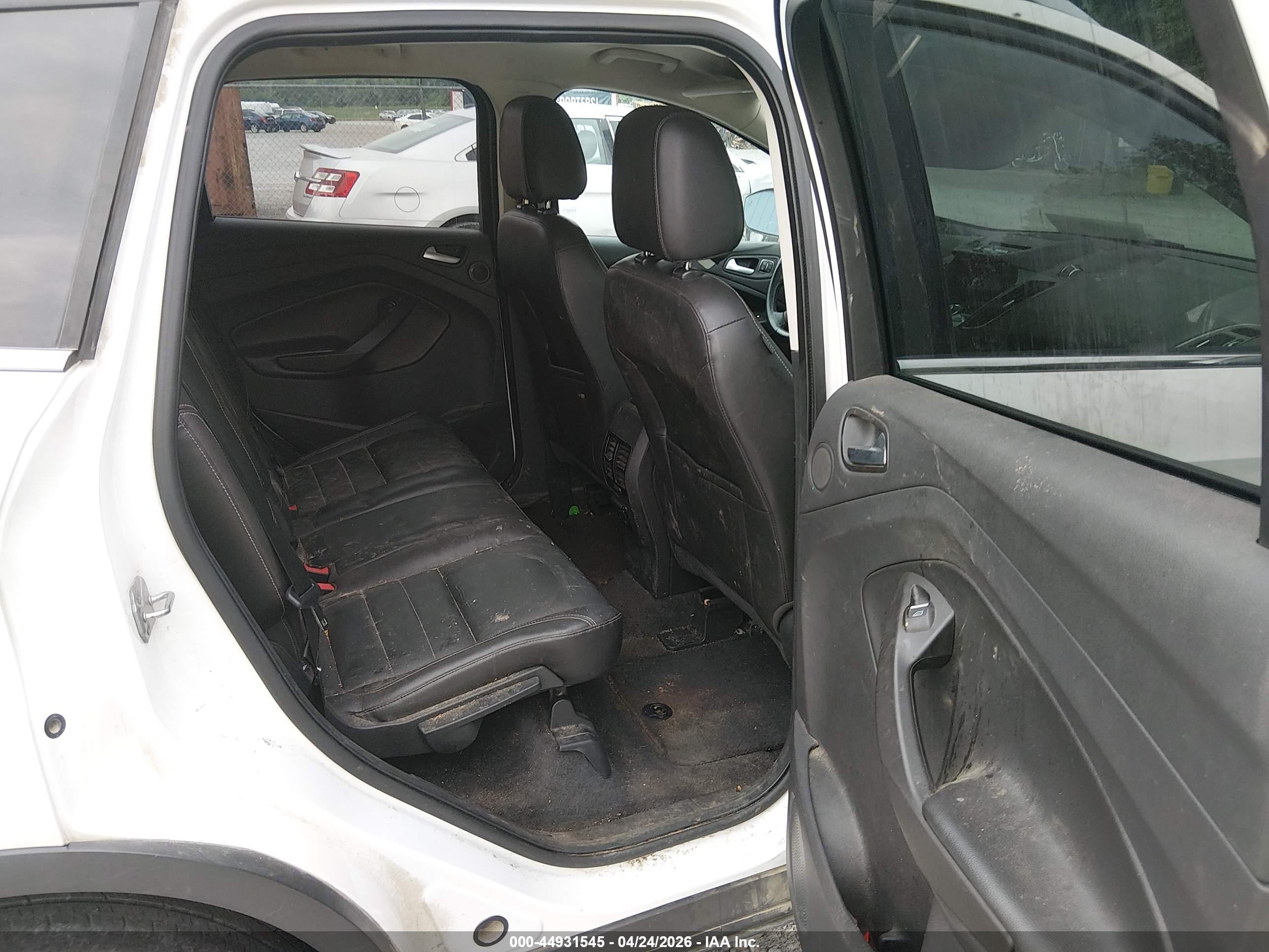 2014 Ford Escape Titanium Белый vin: 1FMCU0JX2EUB43508