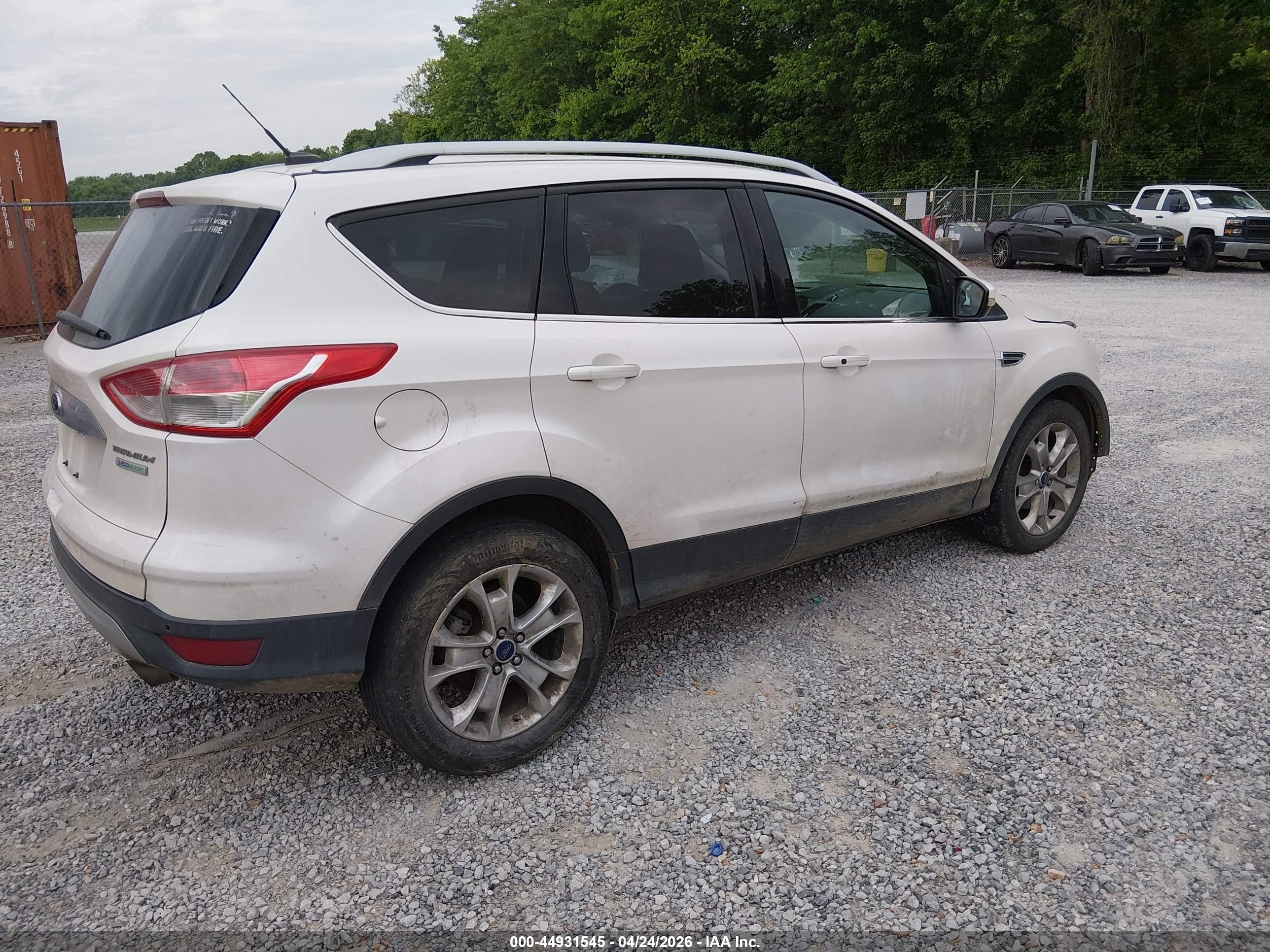 2014 Ford Escape Titanium Белый vin: 1FMCU0JX2EUB43508