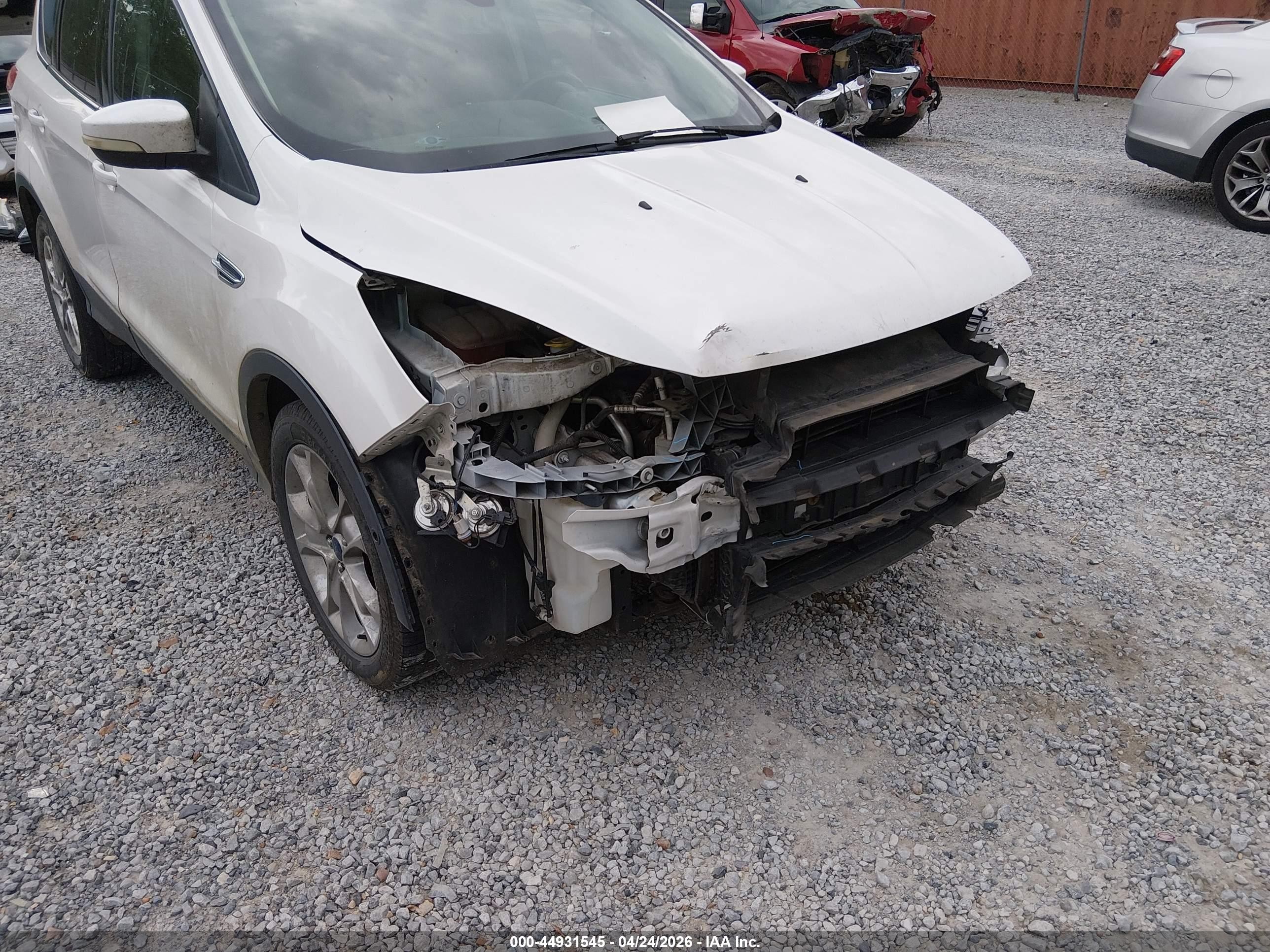 2014 Ford Escape Titanium Белый vin: 1FMCU0JX2EUB43508