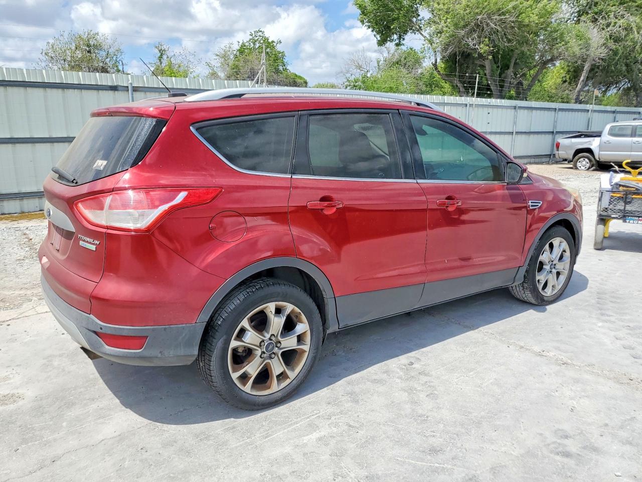 2014 Ford Escape Titanium Темно-бордовый vin: 1FMCU0JX2EUB71907