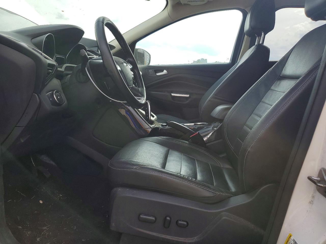 2014 Ford Escape Titanium White vin: 1FMCU0JX2EUC41258