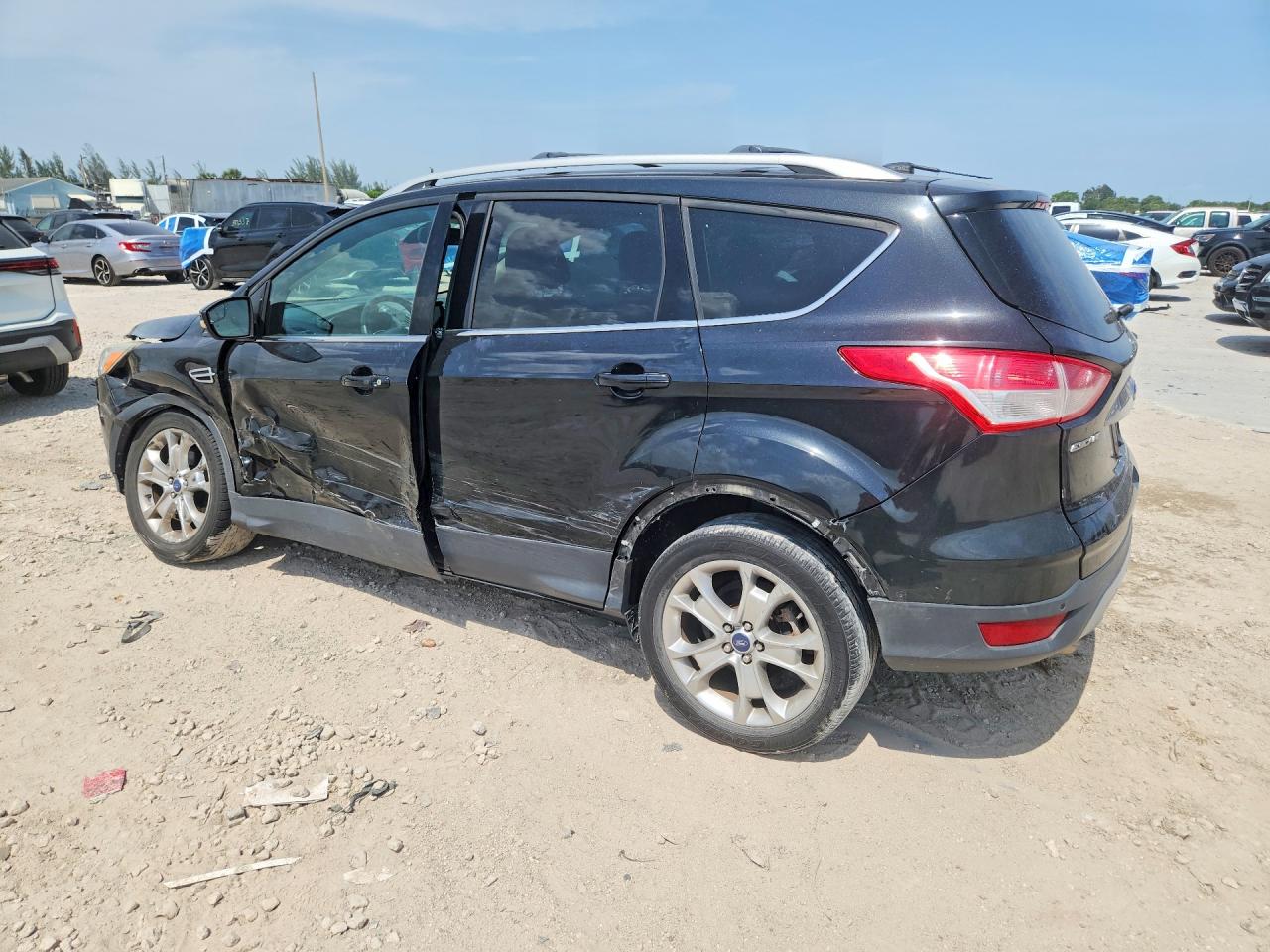 2014 Ford Escape Titanium Black vin: 1FMCU0JX3EUA20901