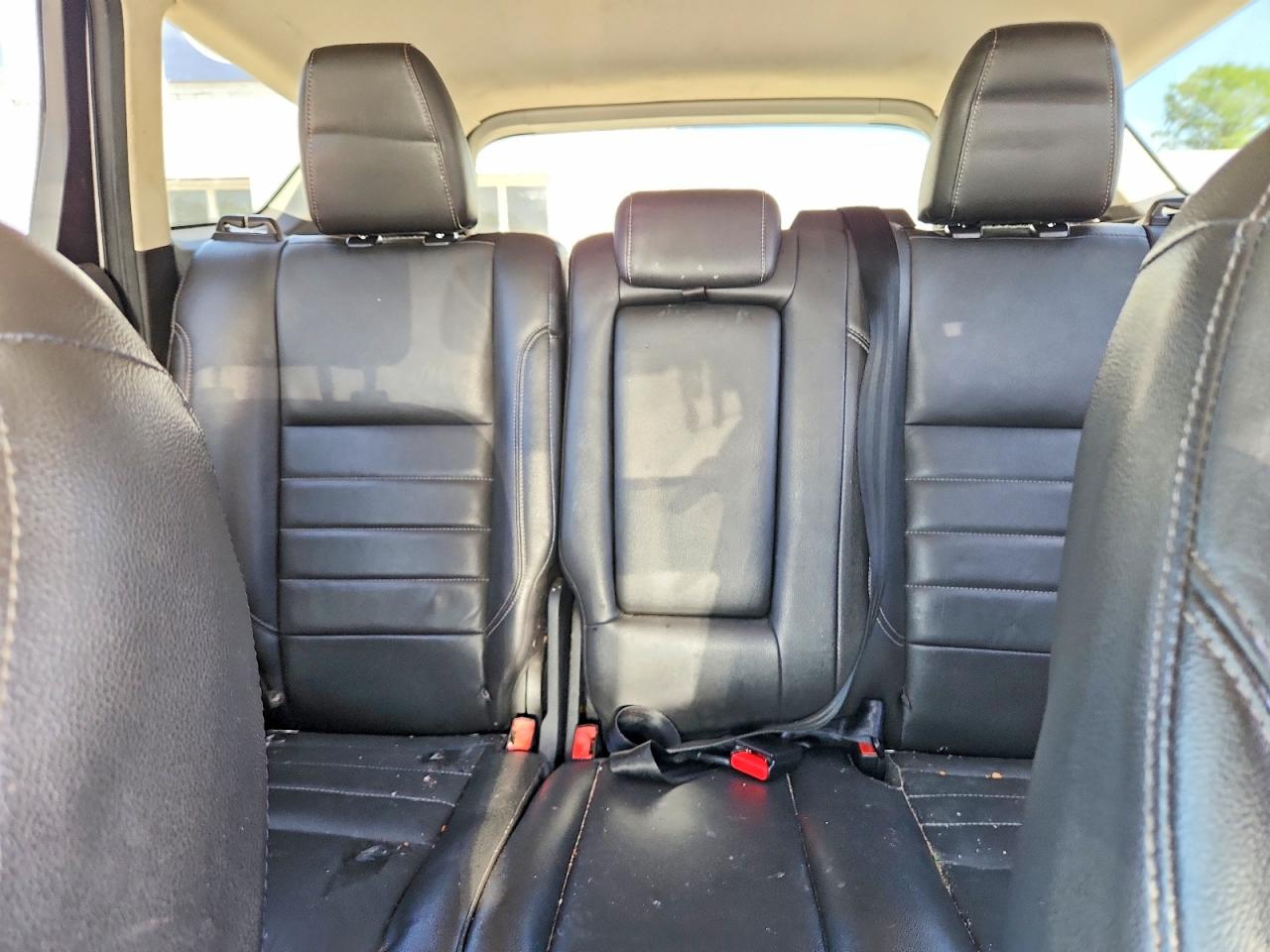 2014 Ford Escape Titanium Silver vin: 1FMCU0JX4EUB20103