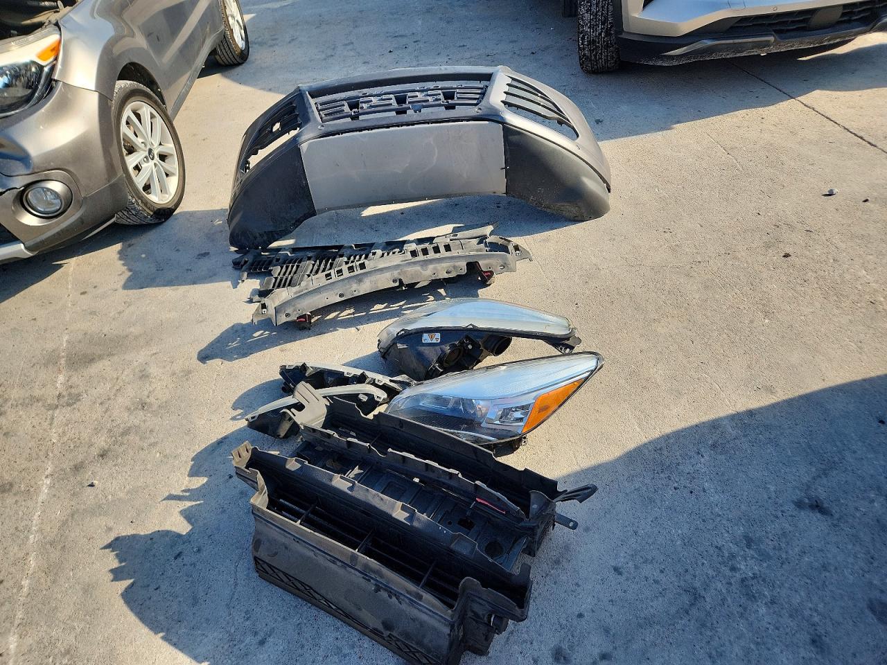 2014 Ford Escape Titanium Gray vin: 1FMCU0JX4EUB97473