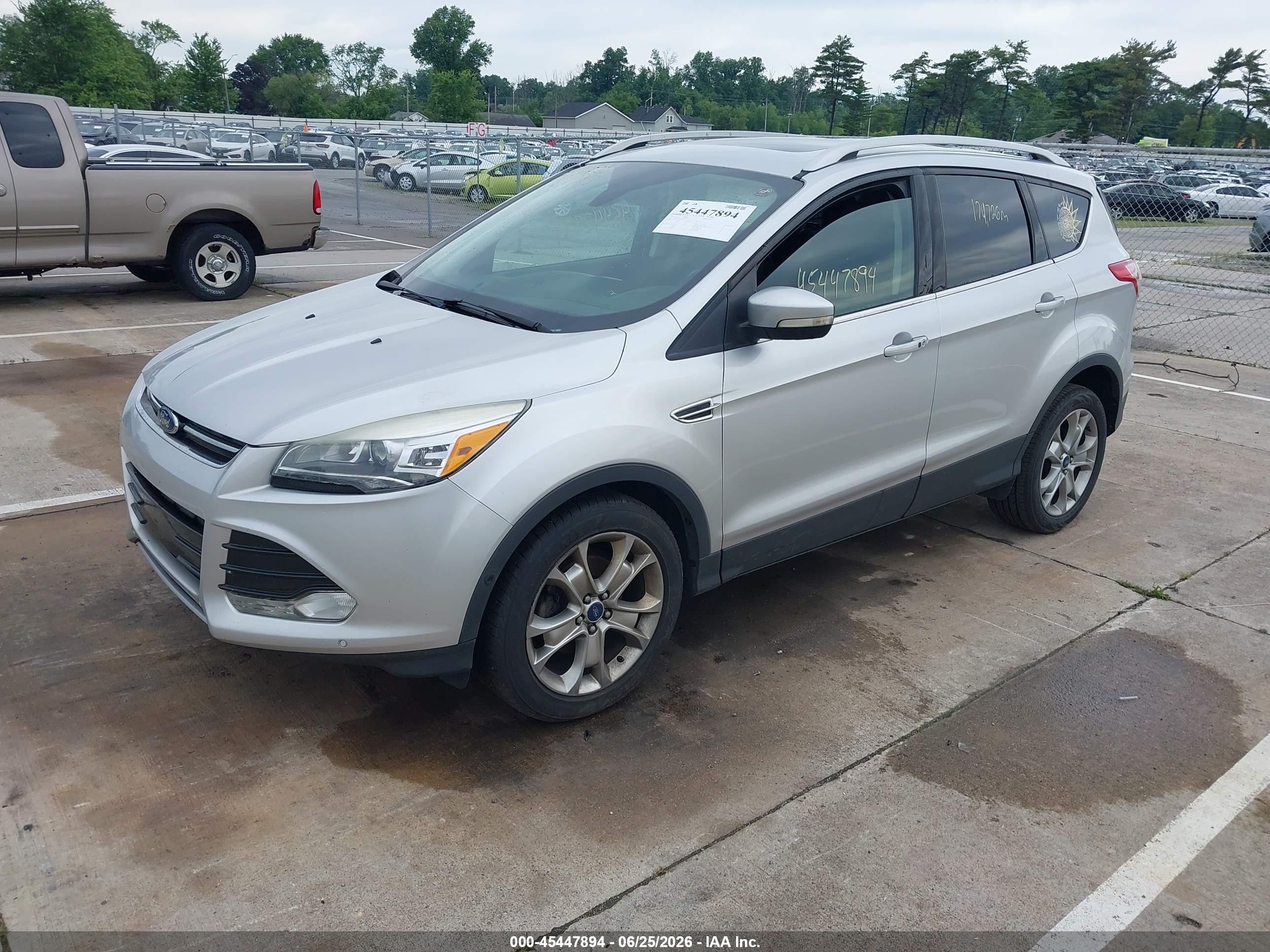 2014 Ford Escape Titanium Silver vin: 1FMCU0JX4EUE37539