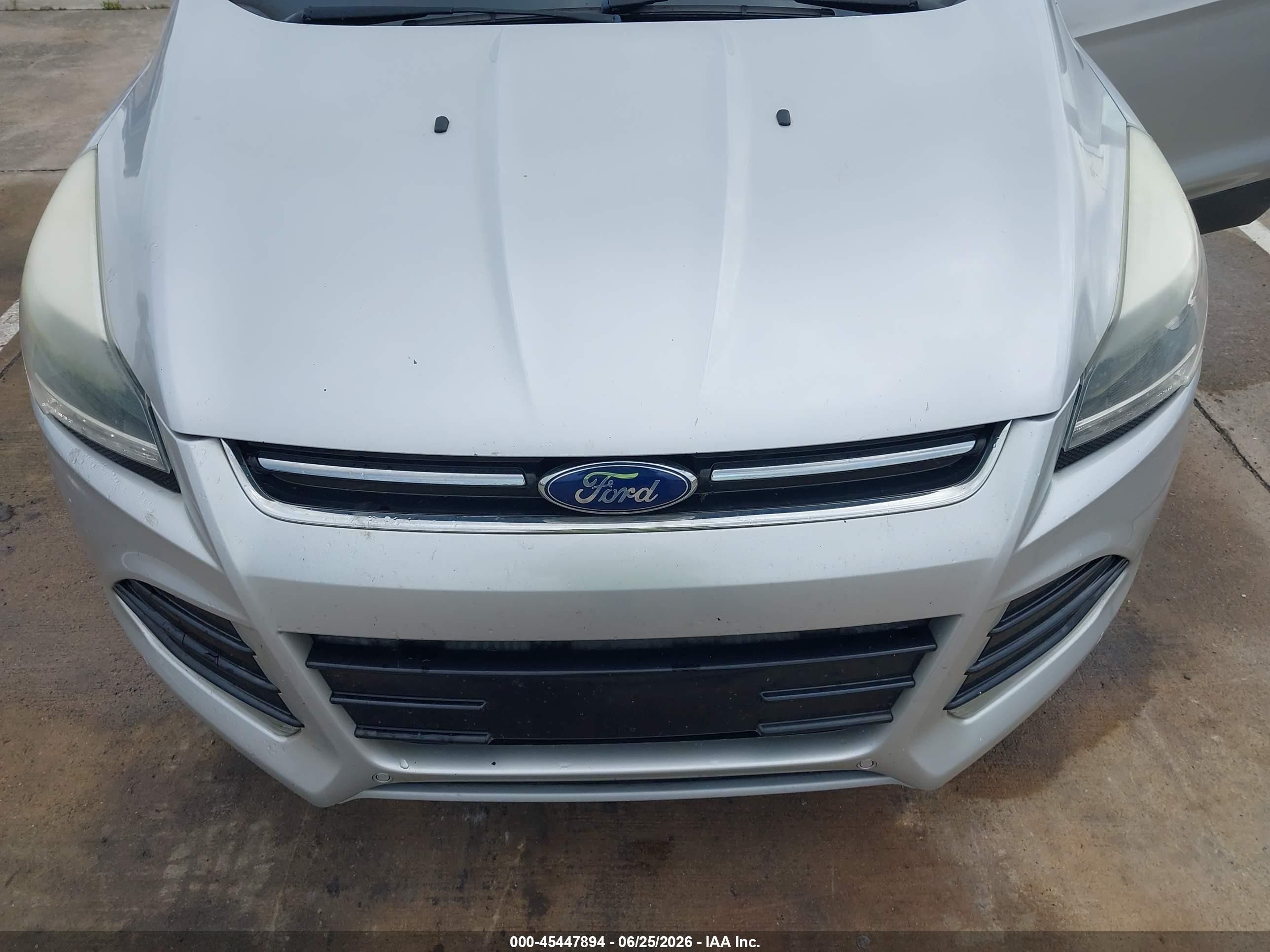 2014 Ford Escape Titanium Silver vin: 1FMCU0JX4EUE37539