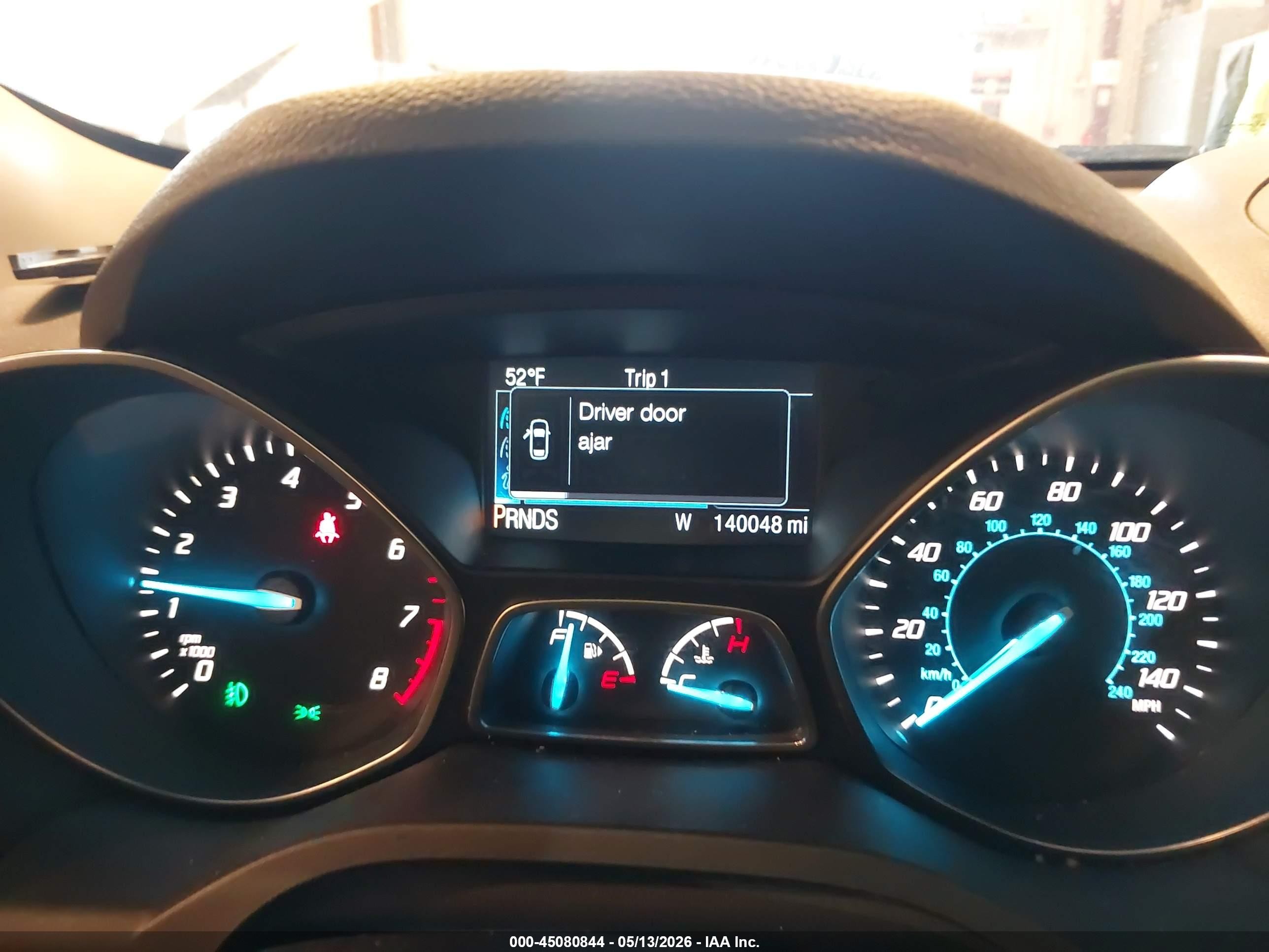 2014 Ford Escape Titanium White vin: 1FMCU0JX4EUE50372