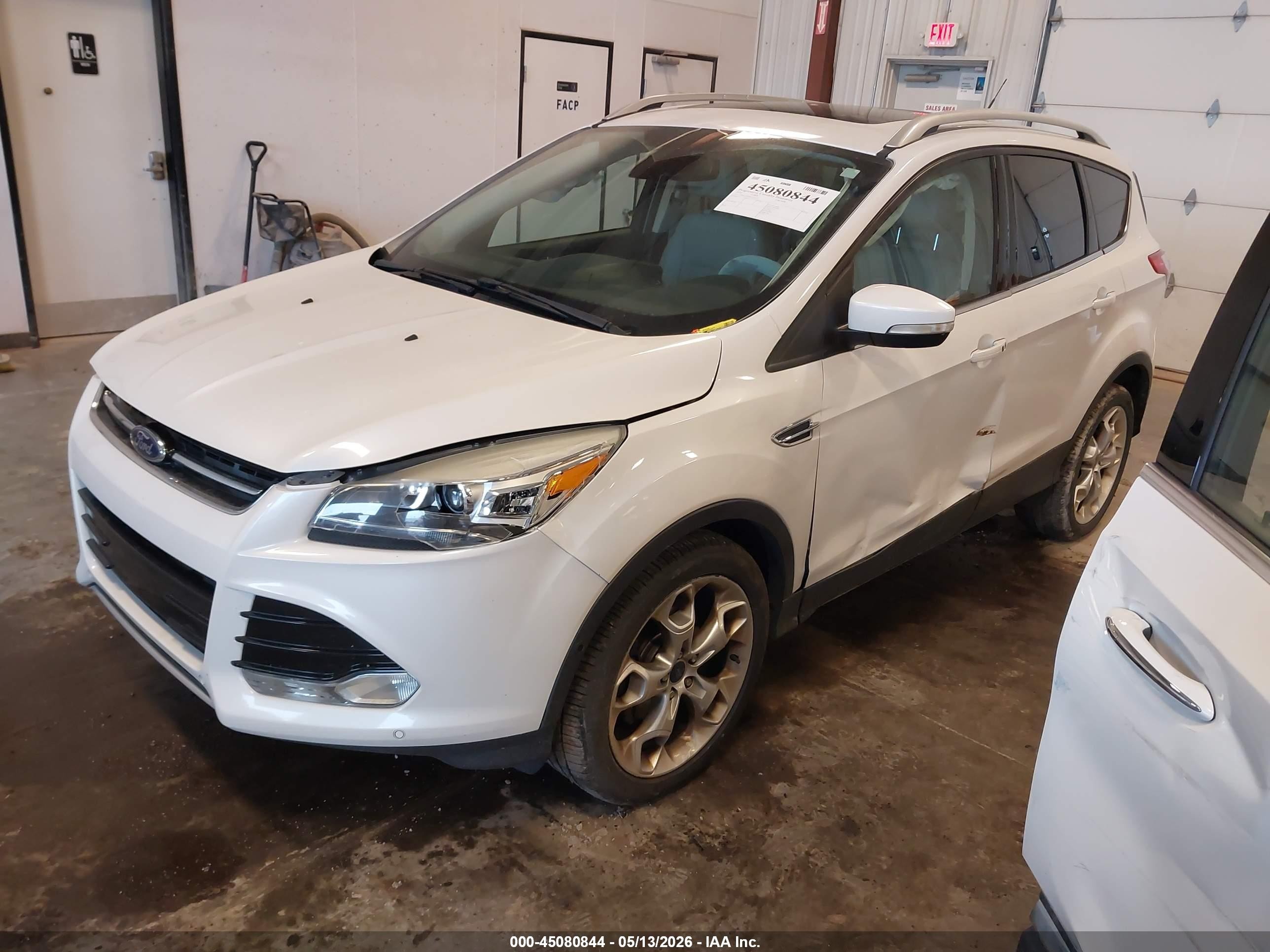 2014 Ford Escape Titanium White vin: 1FMCU0JX4EUE50372