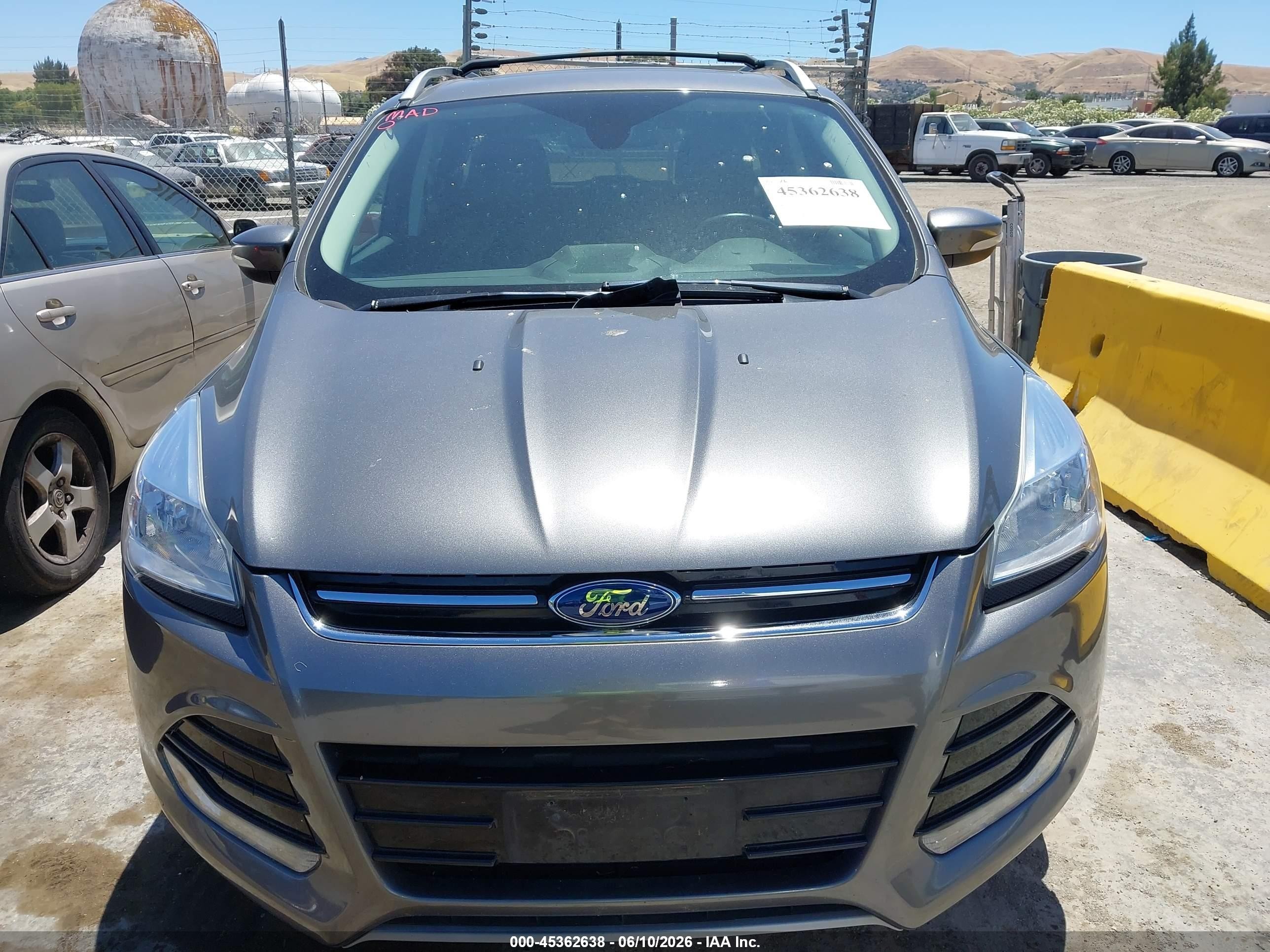 2014 Ford Escape Titanium Gray vin: 1FMCU0JX5EUC52450