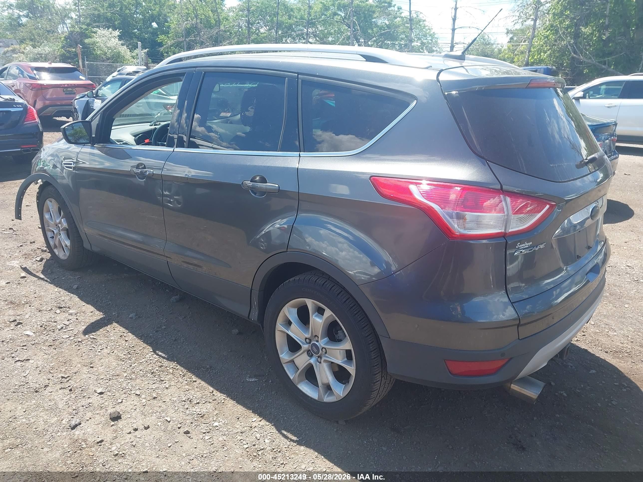 2015 Ford Escape Titanium Gray vin: 1FMCU0JX5FUB79775