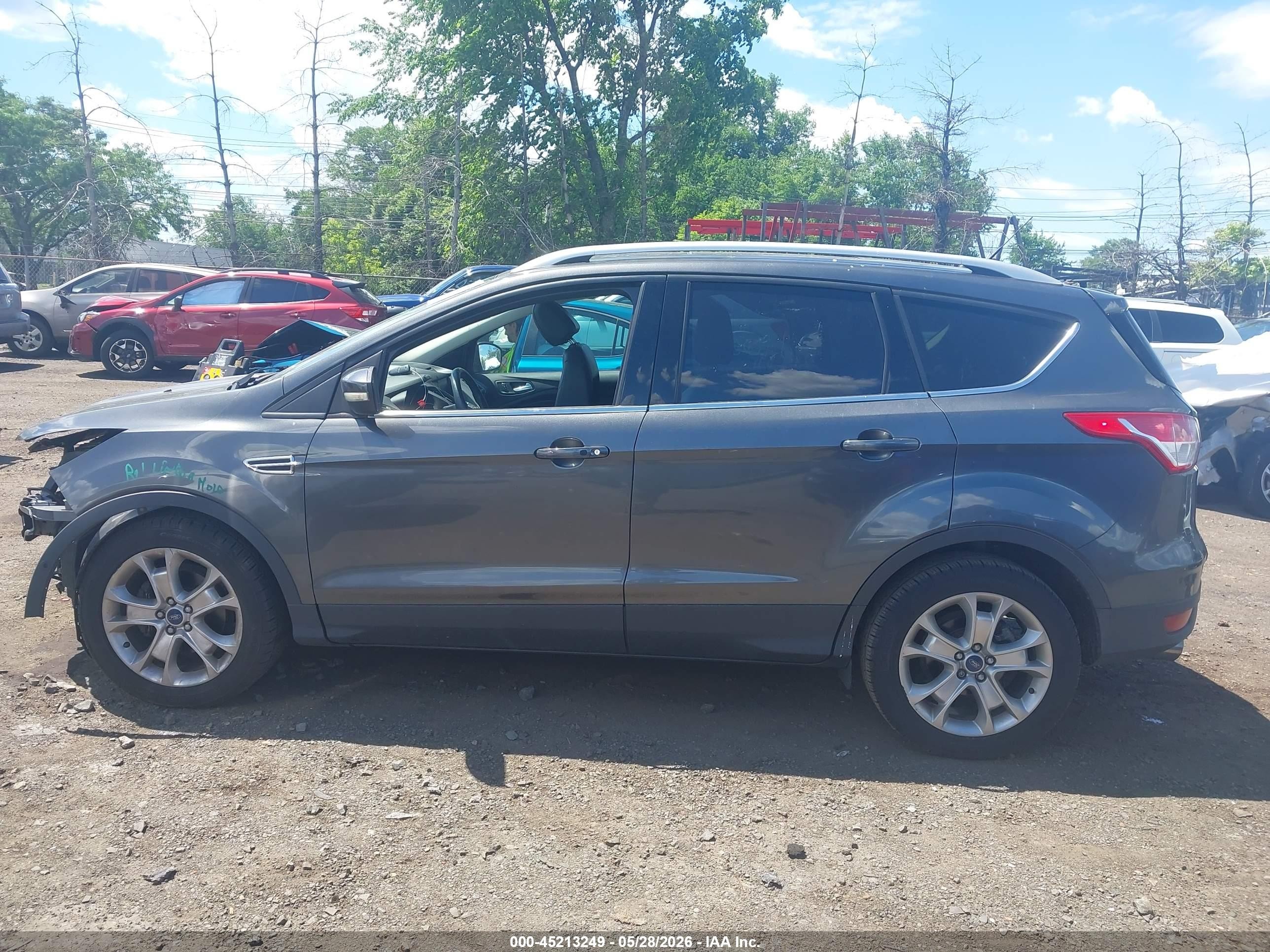 2015 Ford Escape Titanium Gray vin: 1FMCU0JX5FUB79775
