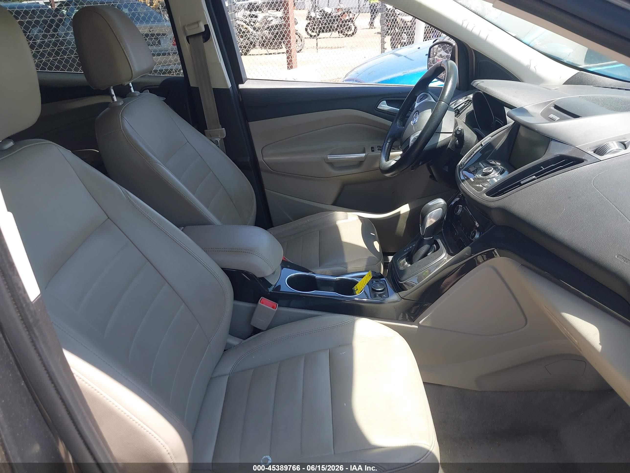 2014 Ford Escape Titanium Gray vin: 1FMCU0JX6EUC11356