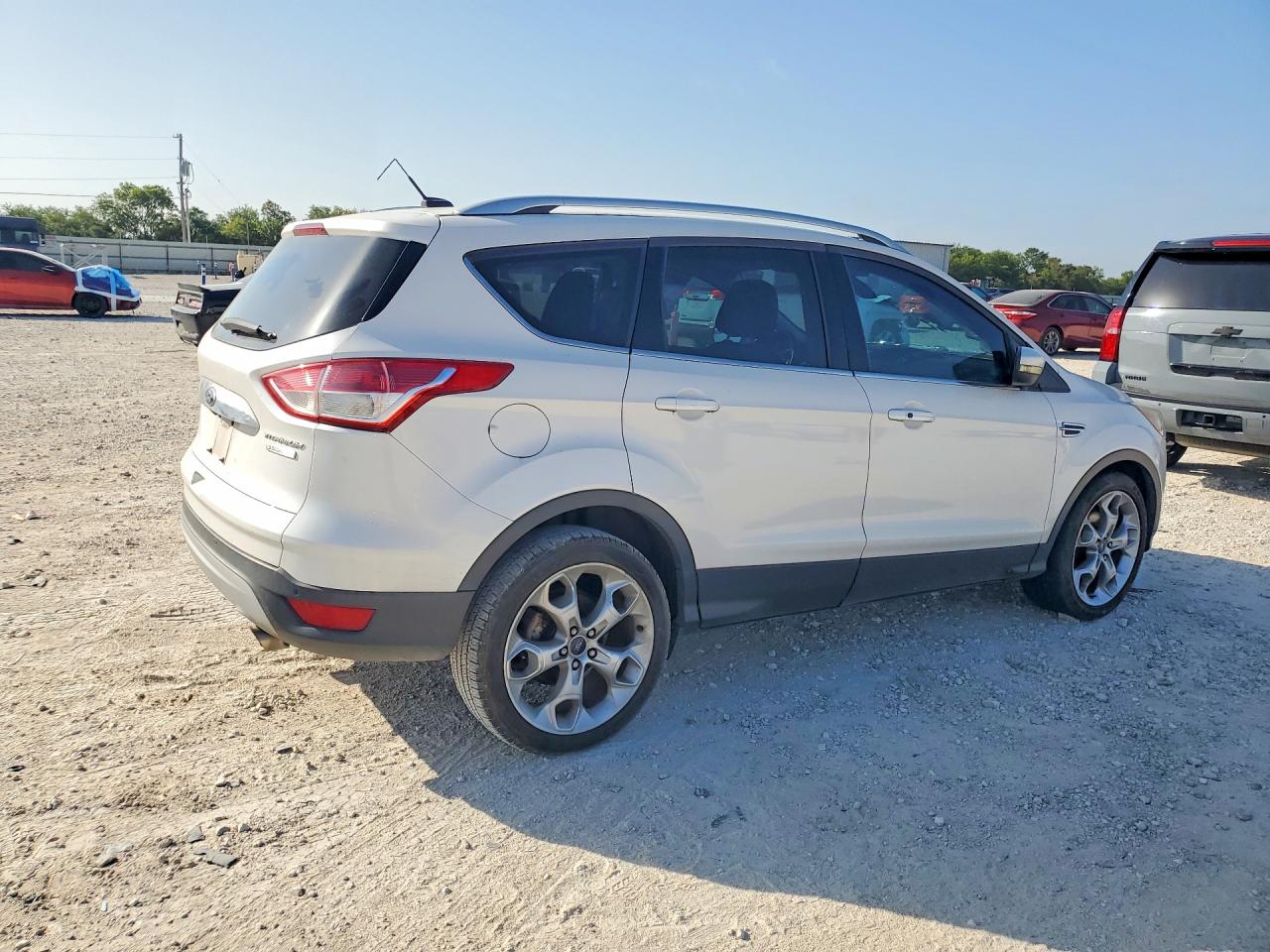 2014 Ford Escape Titanium White vin: 1FMCU0JX6EUC44471
