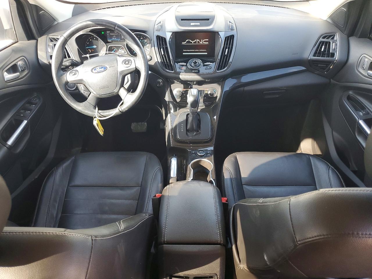 2014 Ford Escape Titanium White vin: 1FMCU0JX6EUC44471