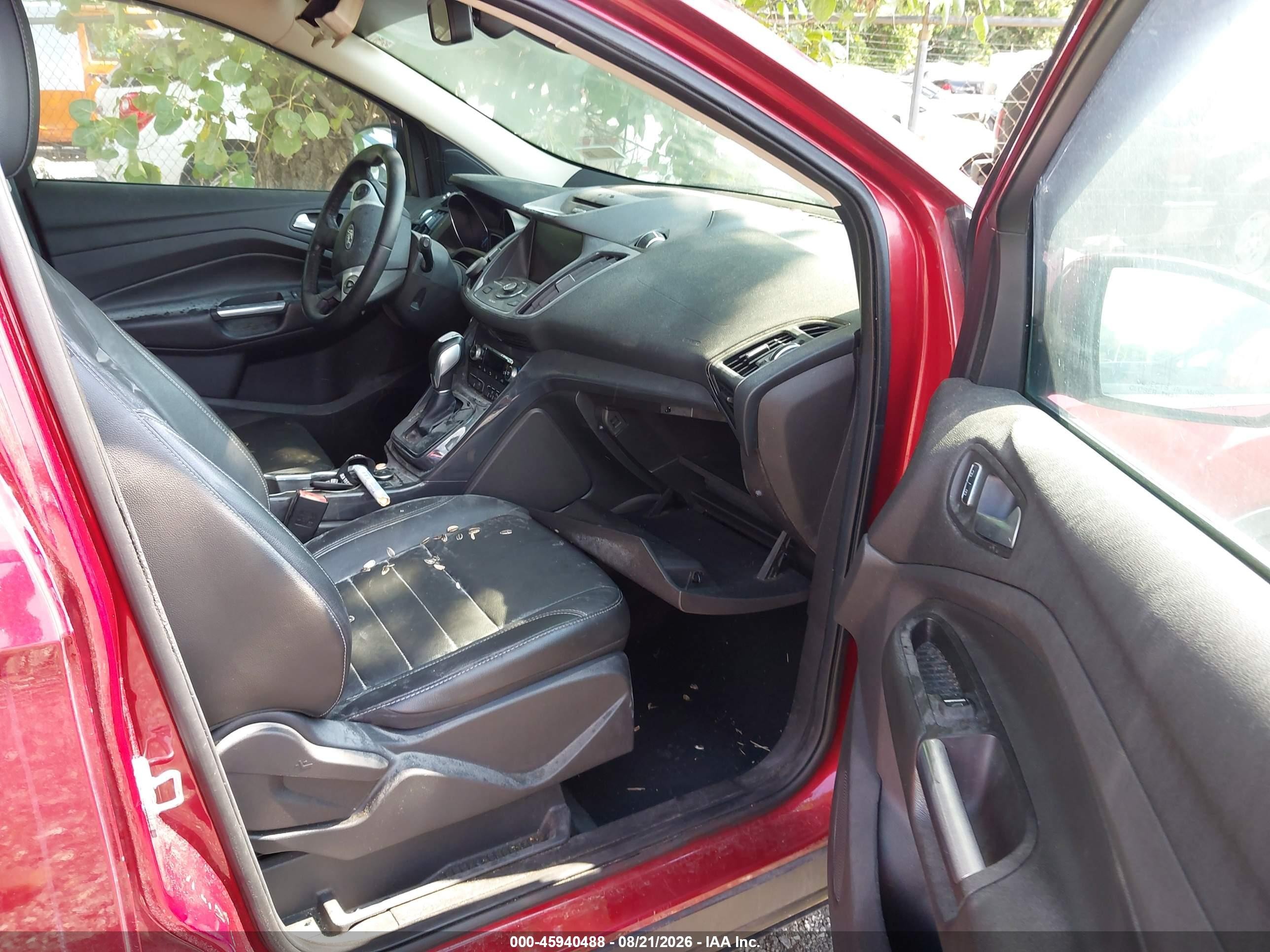 2014 Ford Escape Titanium Красный vin: 1FMCU0JX6EUD65047