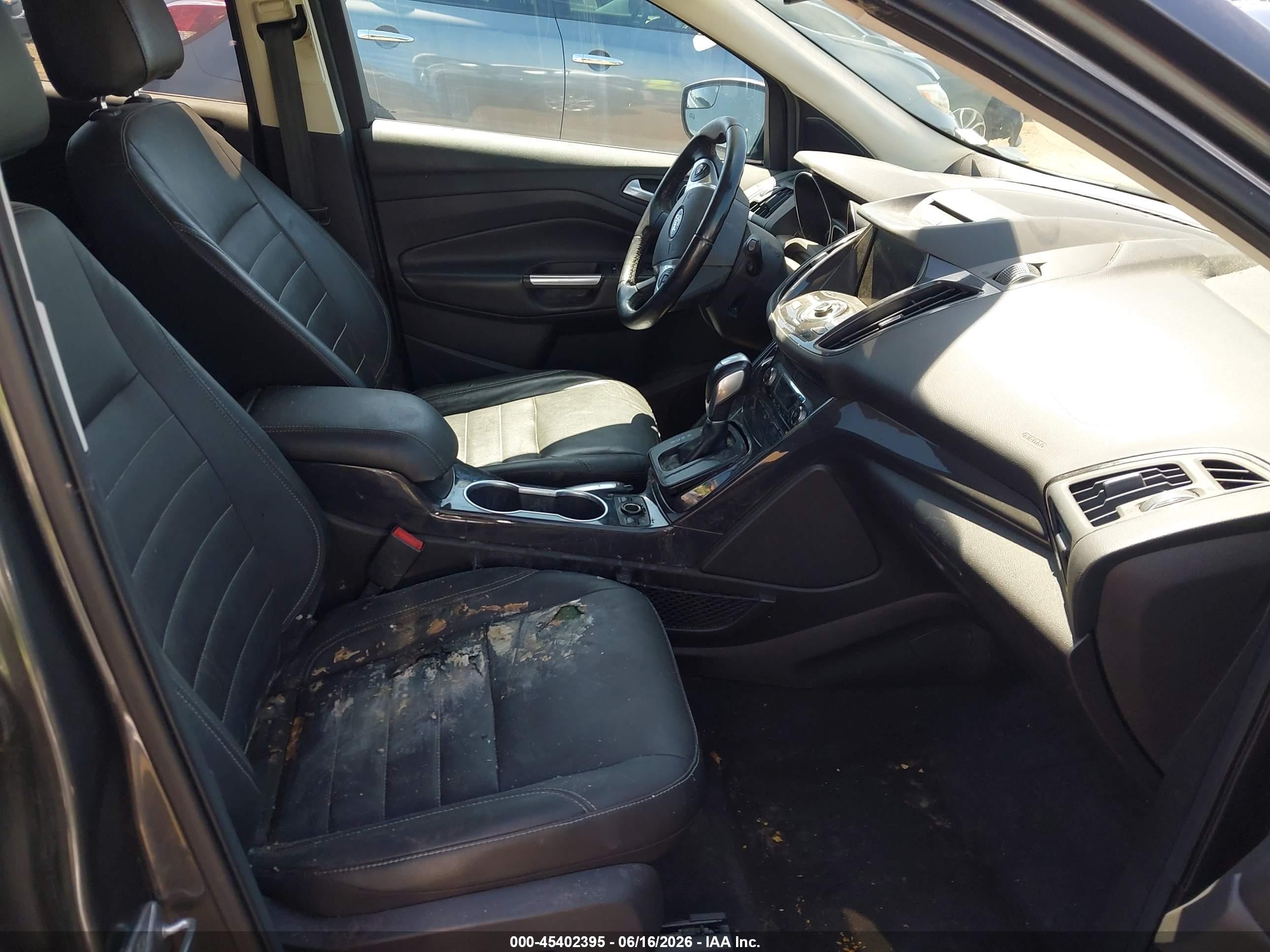 2015 Ford Escape Titanium Серый vin: 1FMCU0JX6FUB31217