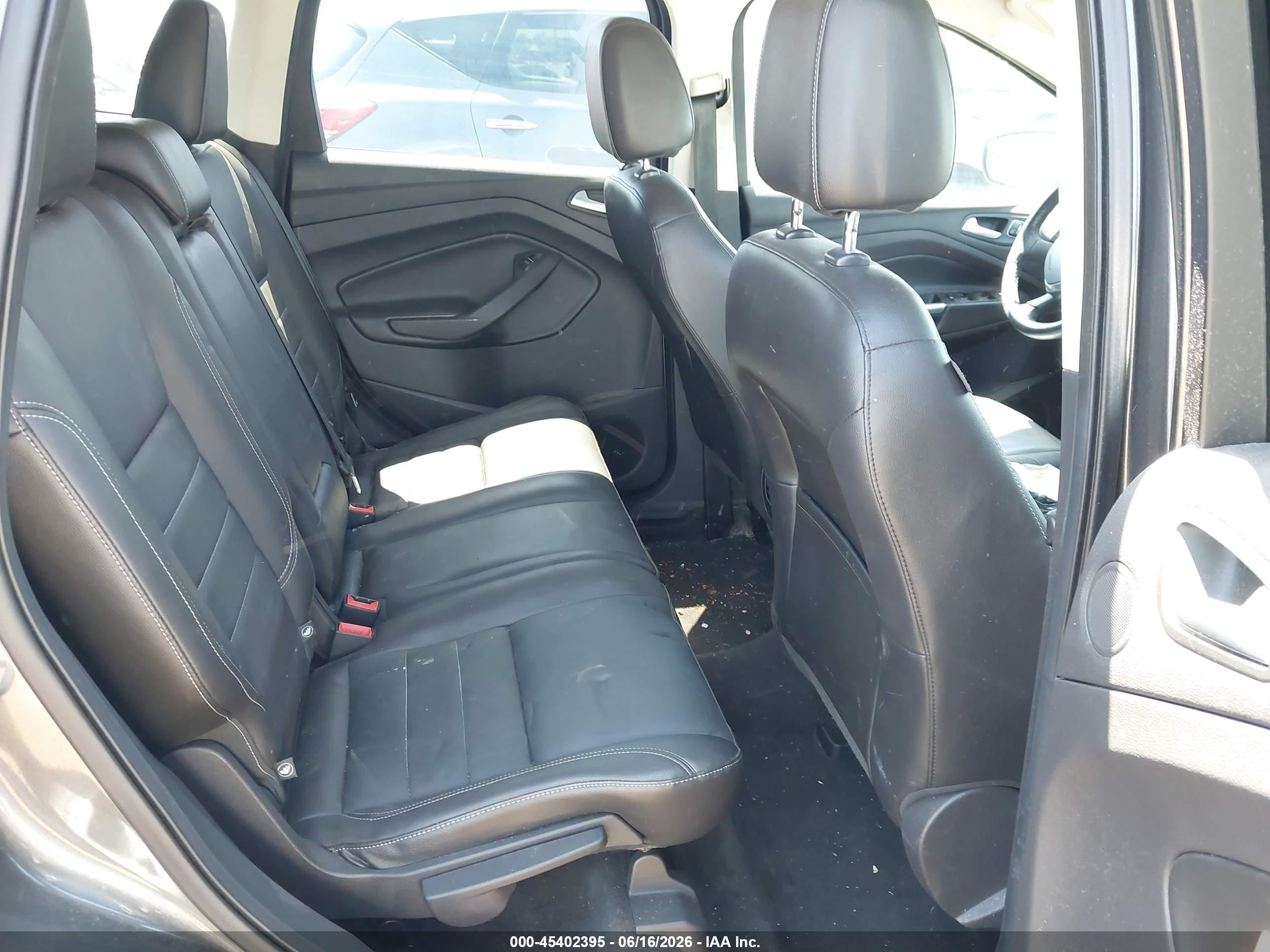 2015 Ford Escape Titanium Серый vin: 1FMCU0JX6FUB31217