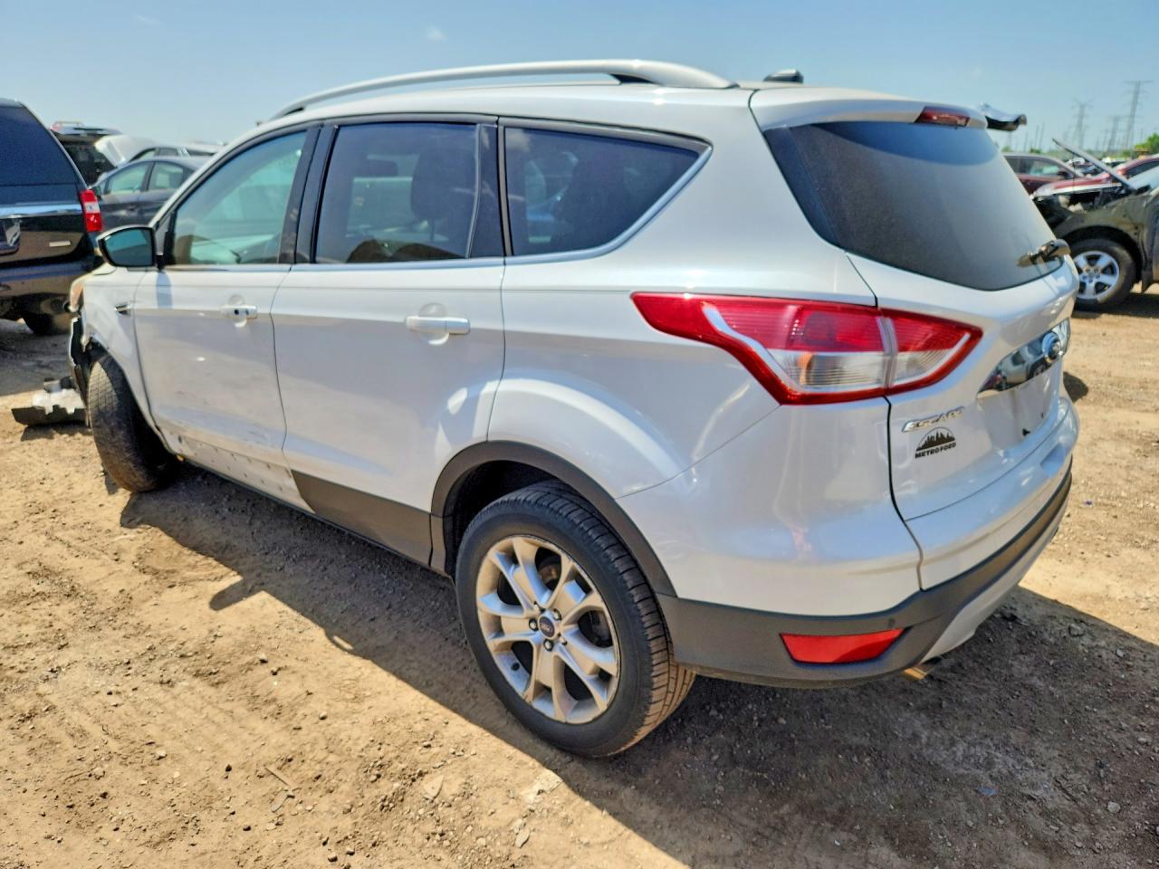 2014 Ford Escape Titanium White vin: 1FMCU0JX7EUA44506
