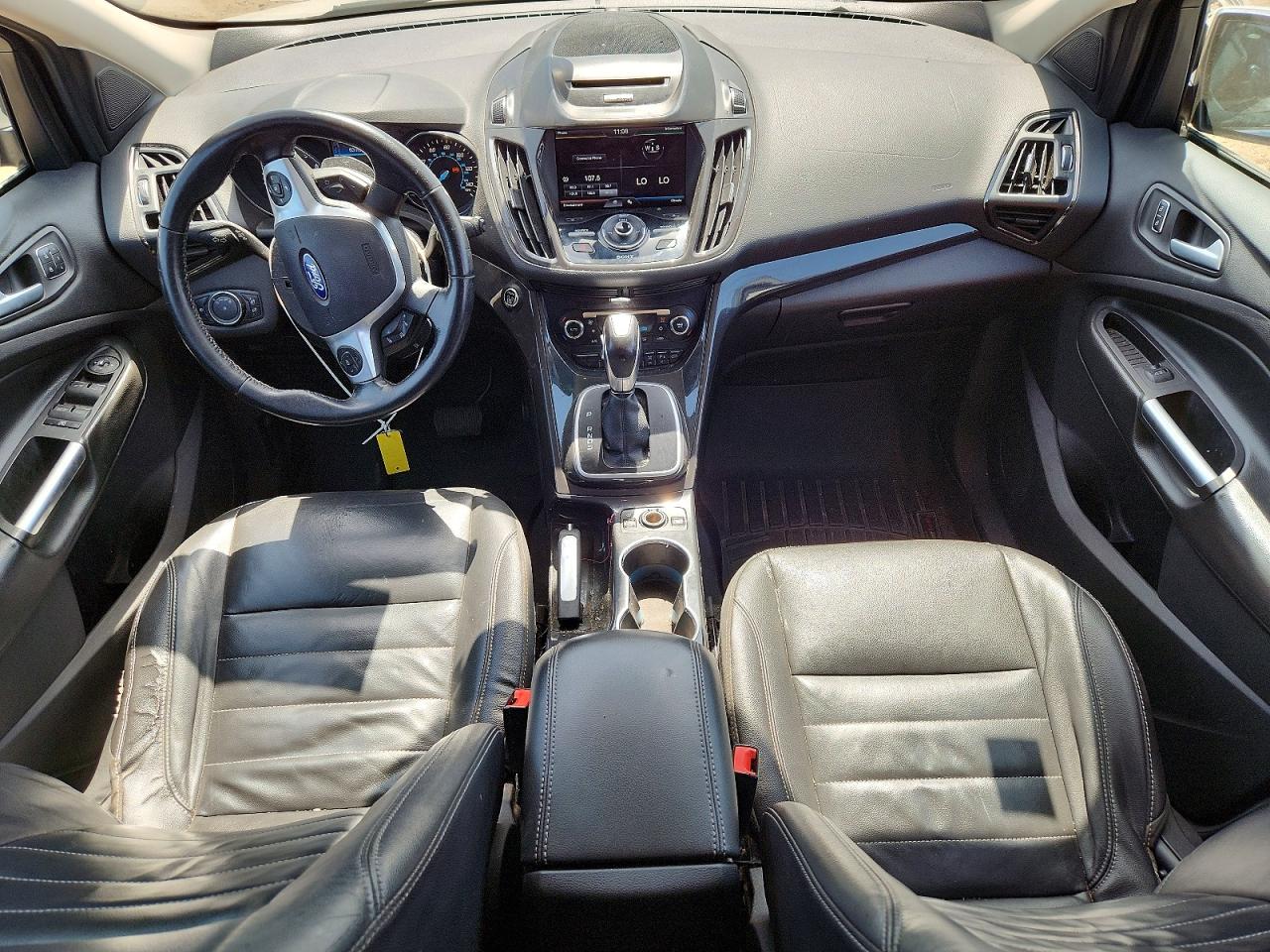 2014 Ford Escape Titanium White vin: 1FMCU0JX7EUA44506