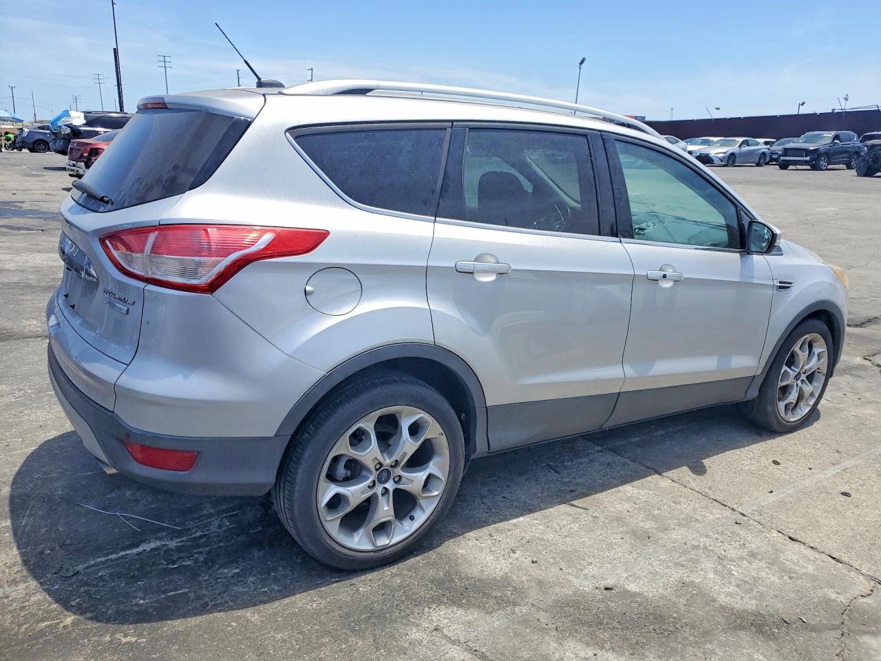 2014 Ford Escape Titanium Silver vin: 1FMCU0JX7EUB47411