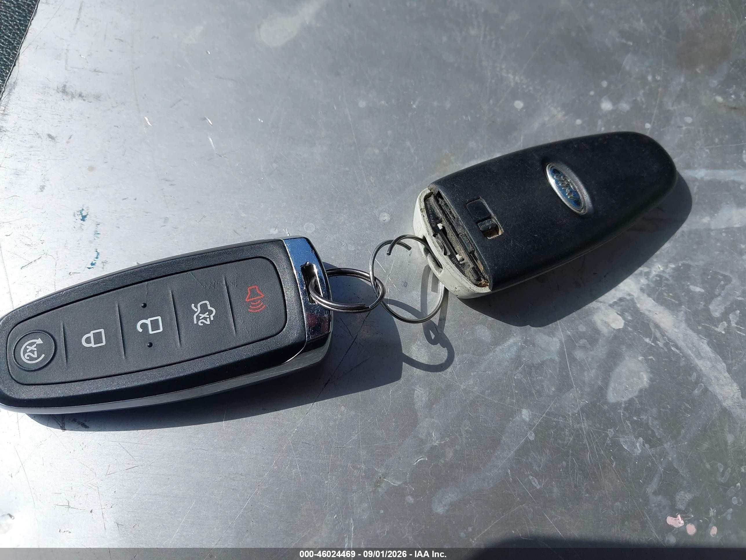 2014 Ford Escape Titanium Black vin: 1FMCU0JX7EUB72566