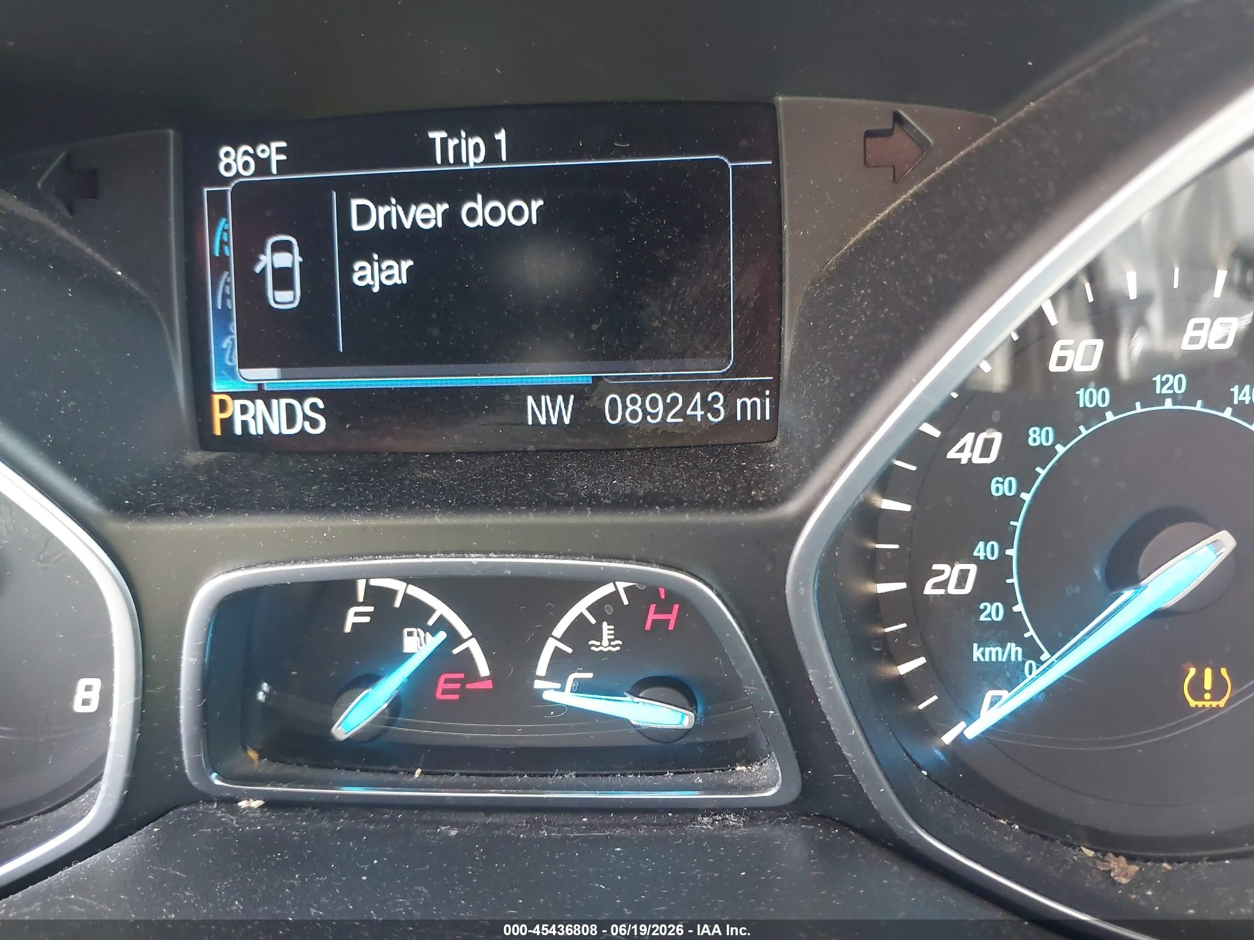 2014 Ford Escape Titanium White vin: 1FMCU0JX7EUB93000