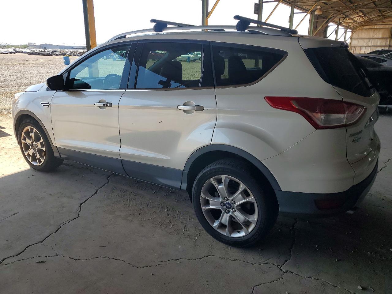 2014 Ford Escape Titanium White vin: 1FMCU0JX7EUC29168