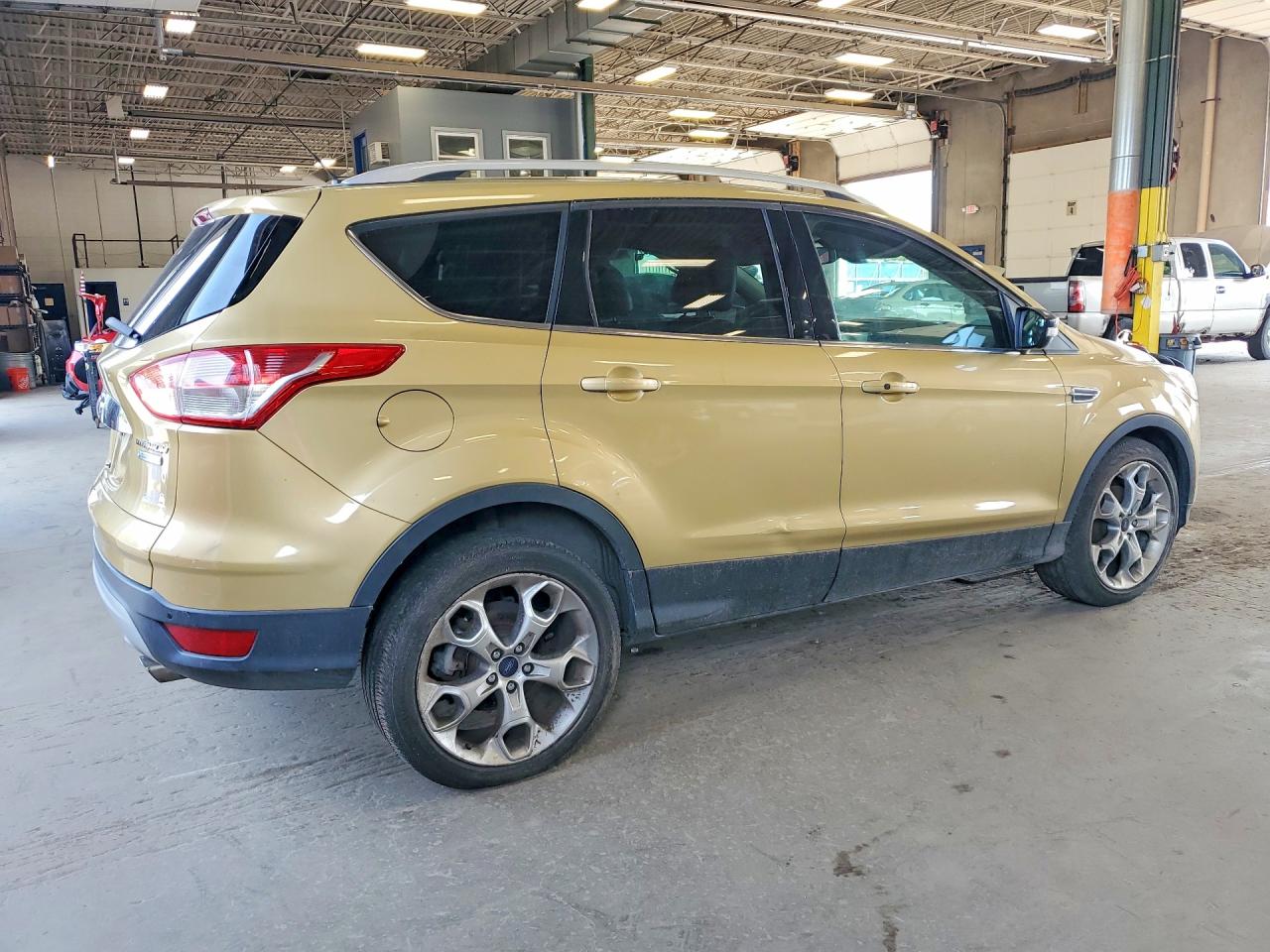 2014 Ford Escape Titanium Gold vin: 1FMCU0JX7EUC36640