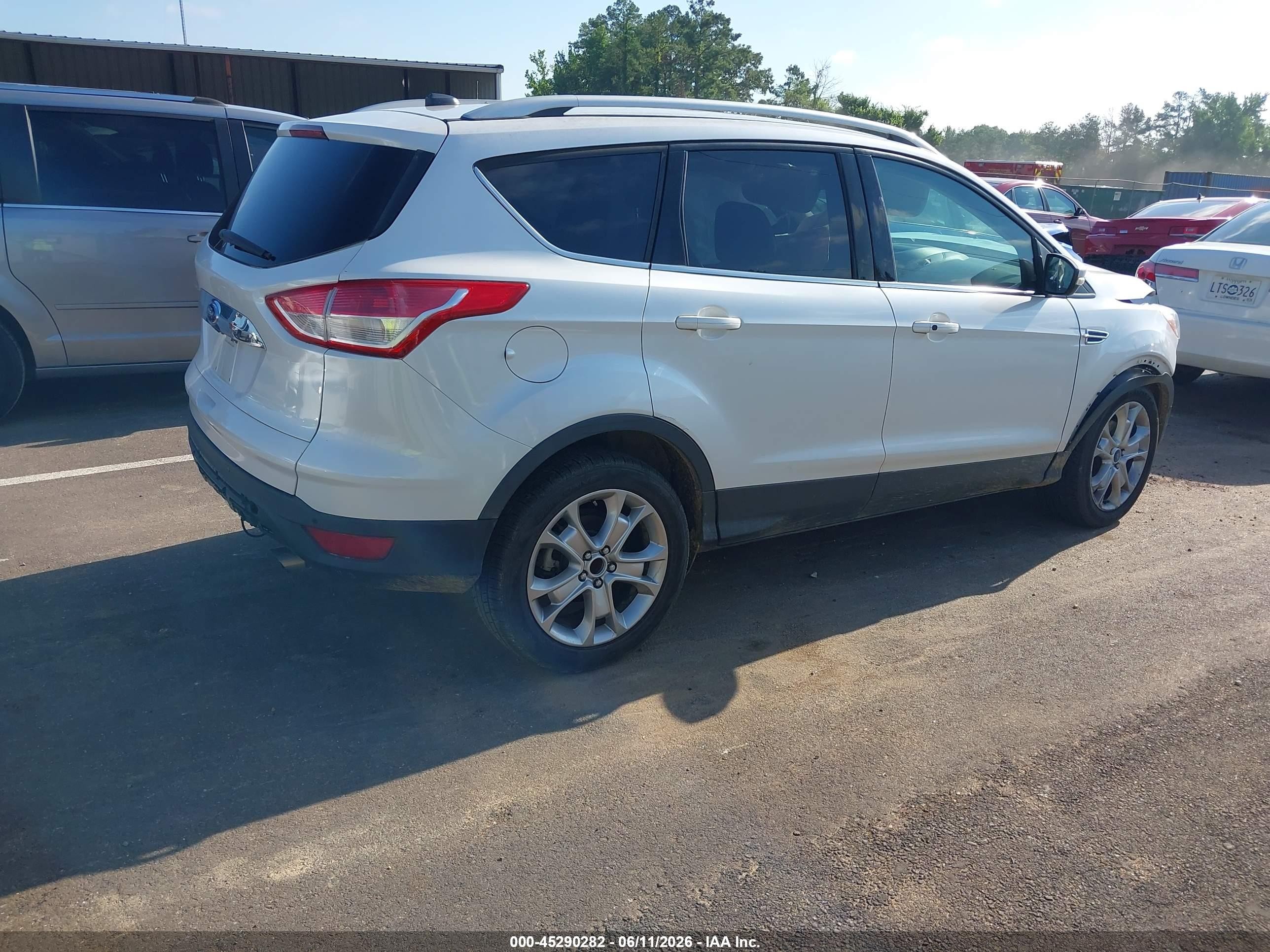 2014 Ford Escape Titanium White vin: 1FMCU0JX7EUE23781