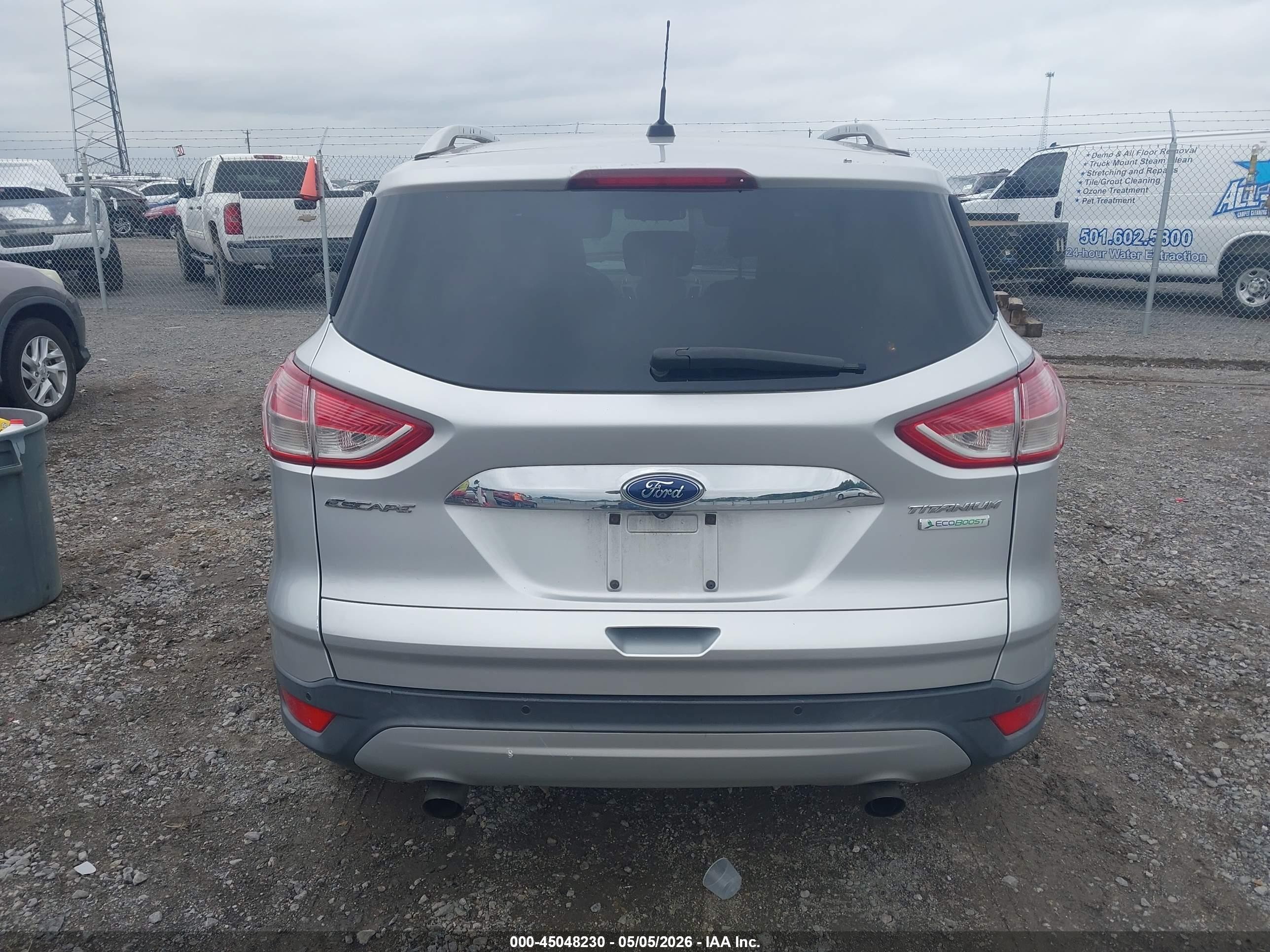 2015 Ford Escape Titanium Серебряный vin: 1FMCU0JX7FUA99619