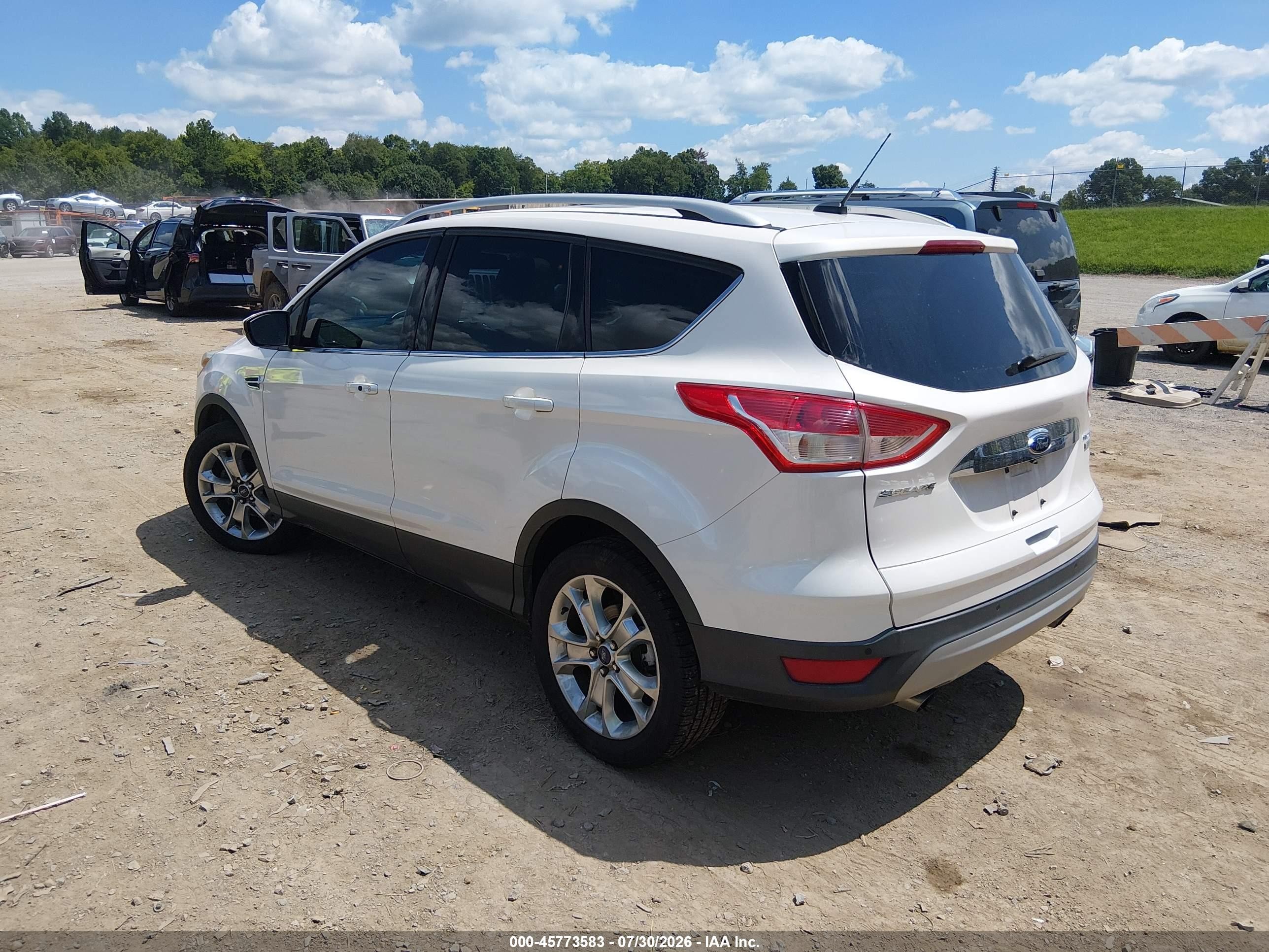 2014 Ford Escape Titanium White vin: 1FMCU0JX8EUC06773