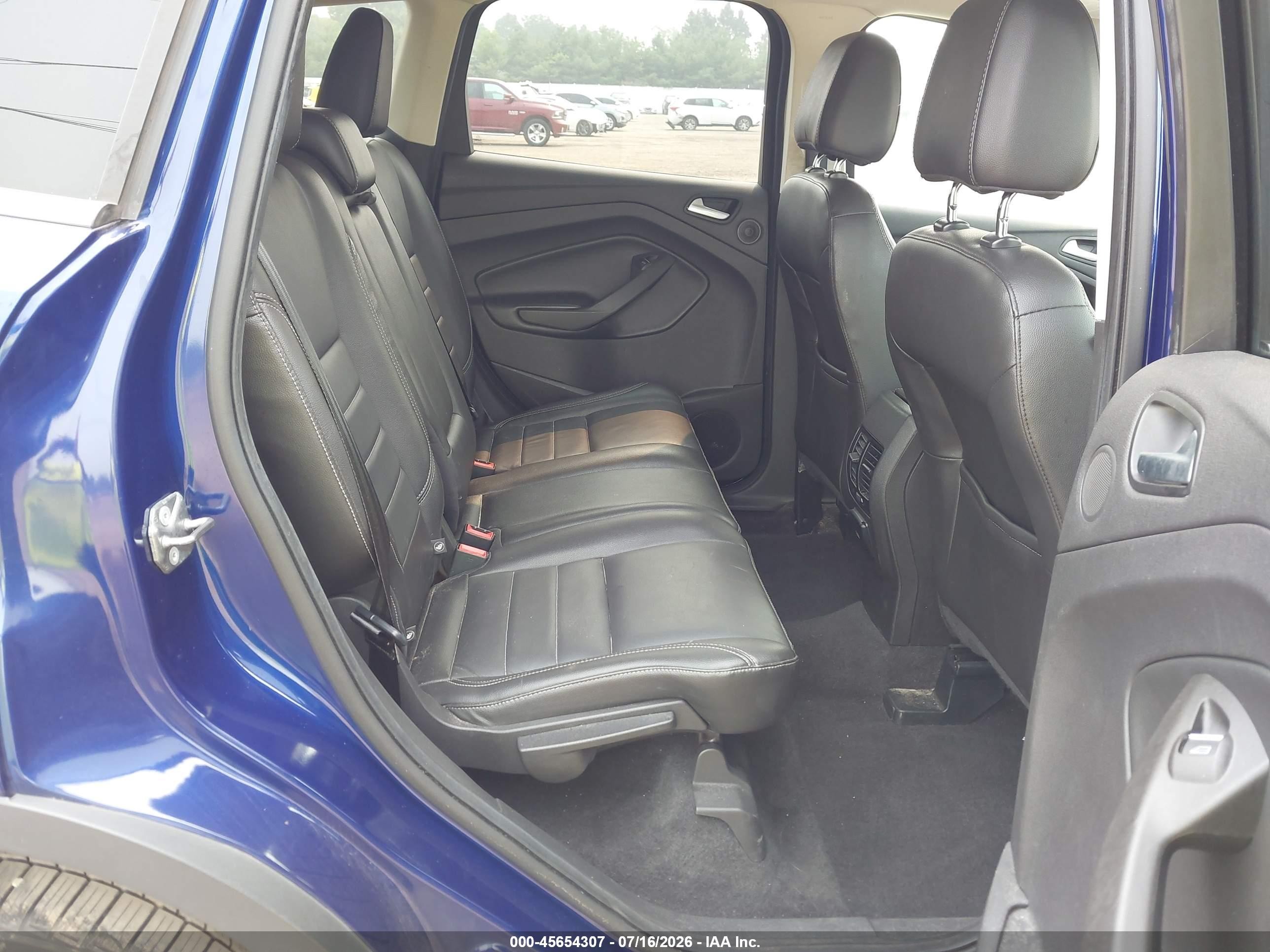 2015 Ford Escape Titanium Синий vin: 1FMCU0JX8FUB80239