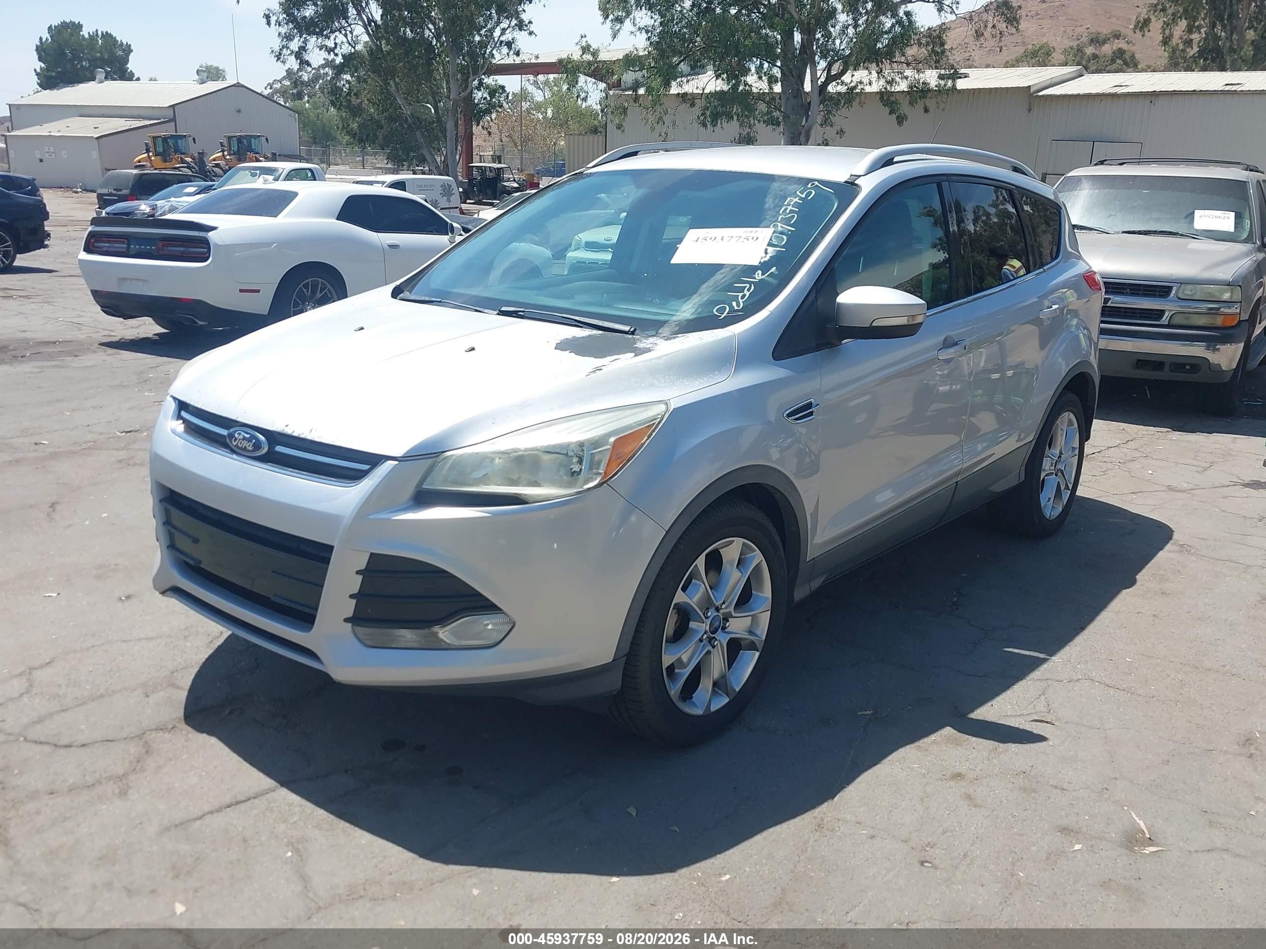 2014 Ford Escape Titanium Silver vin: 1FMCU0JX9EUB72567
