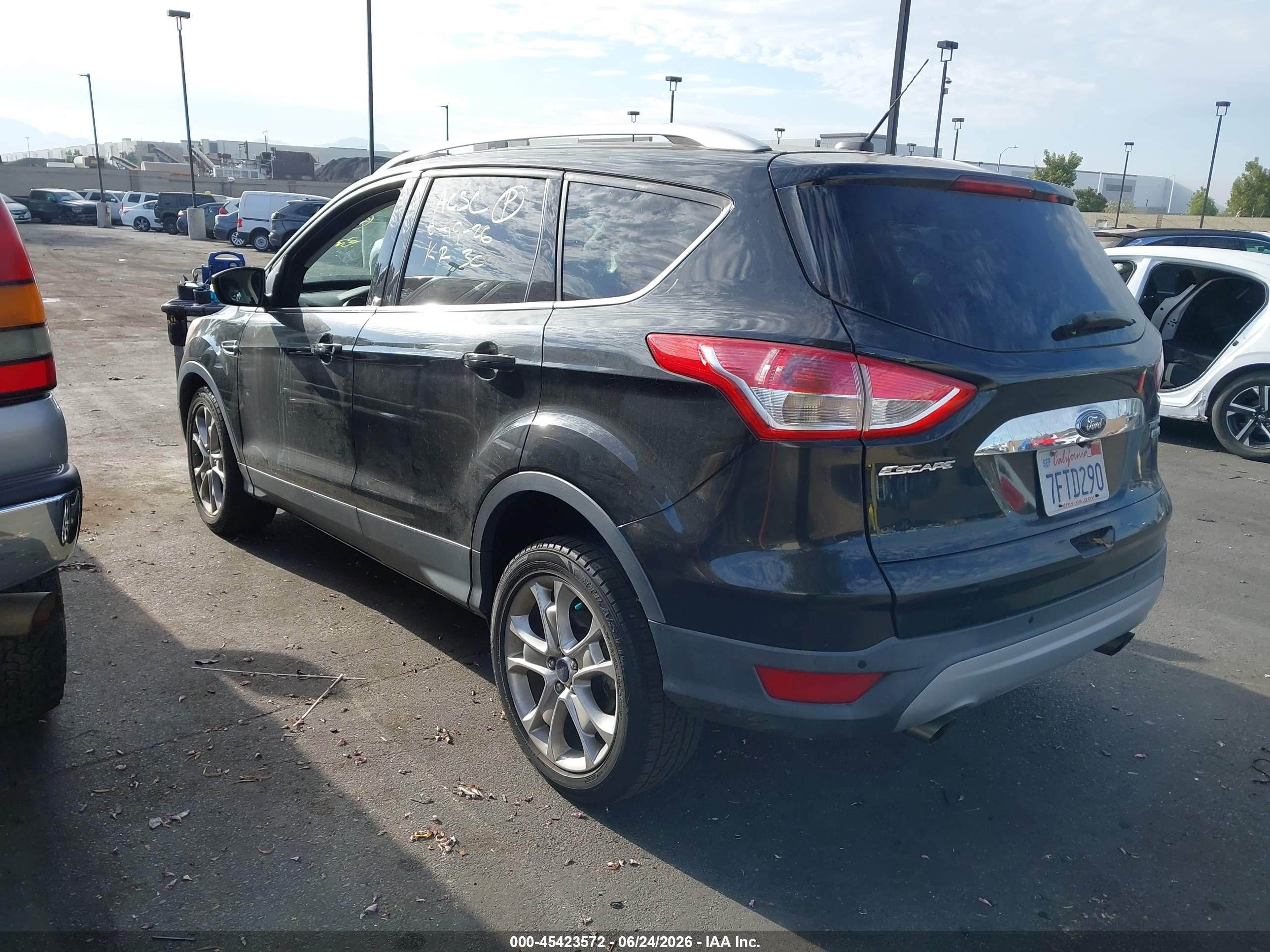 2014 Ford Escape Titanium Black vin: 1FMCU0JX9EUD72543