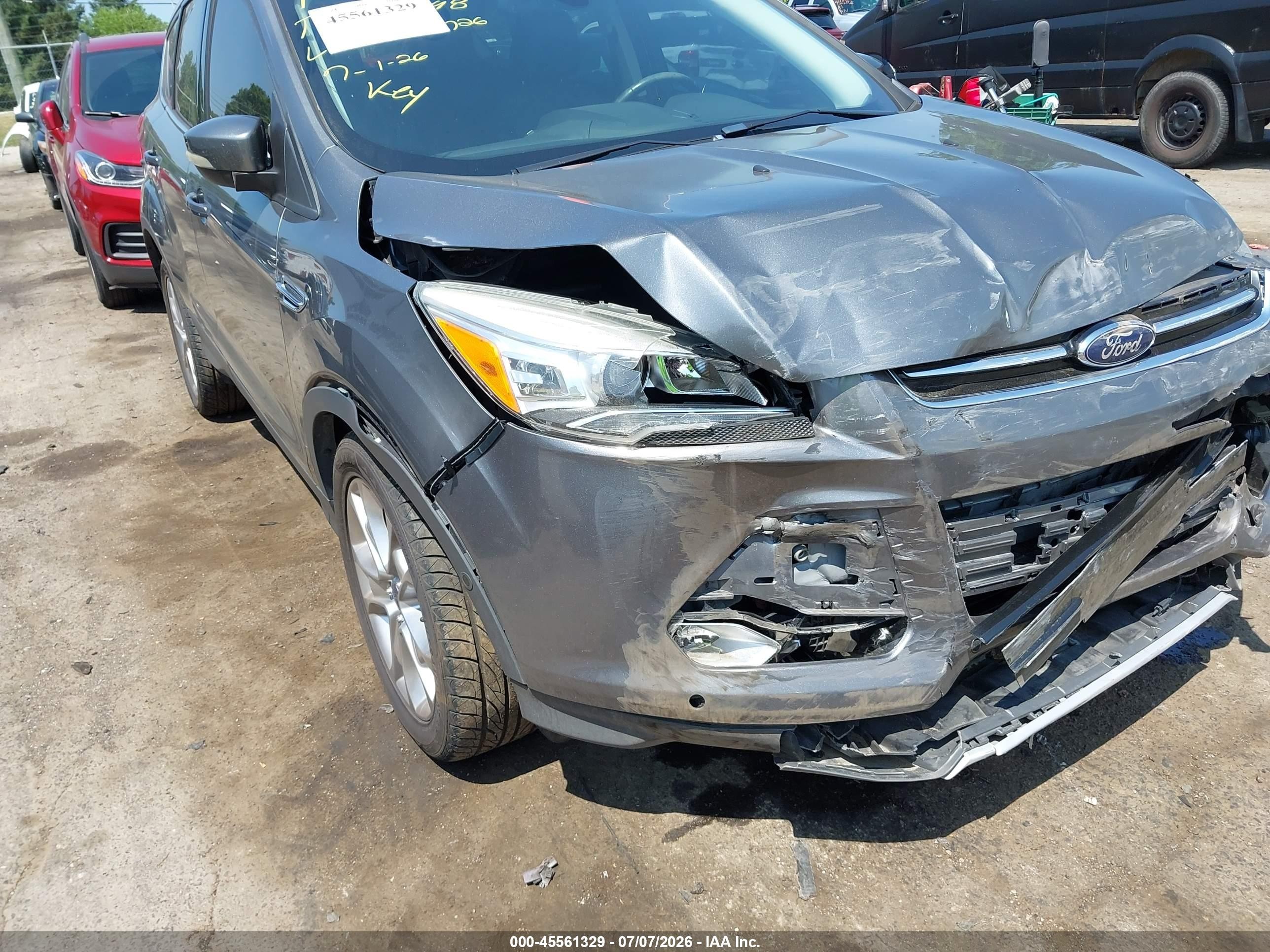 2014 Ford Escape Titanium Silver vin: 1FMCU0JX9EUE37729