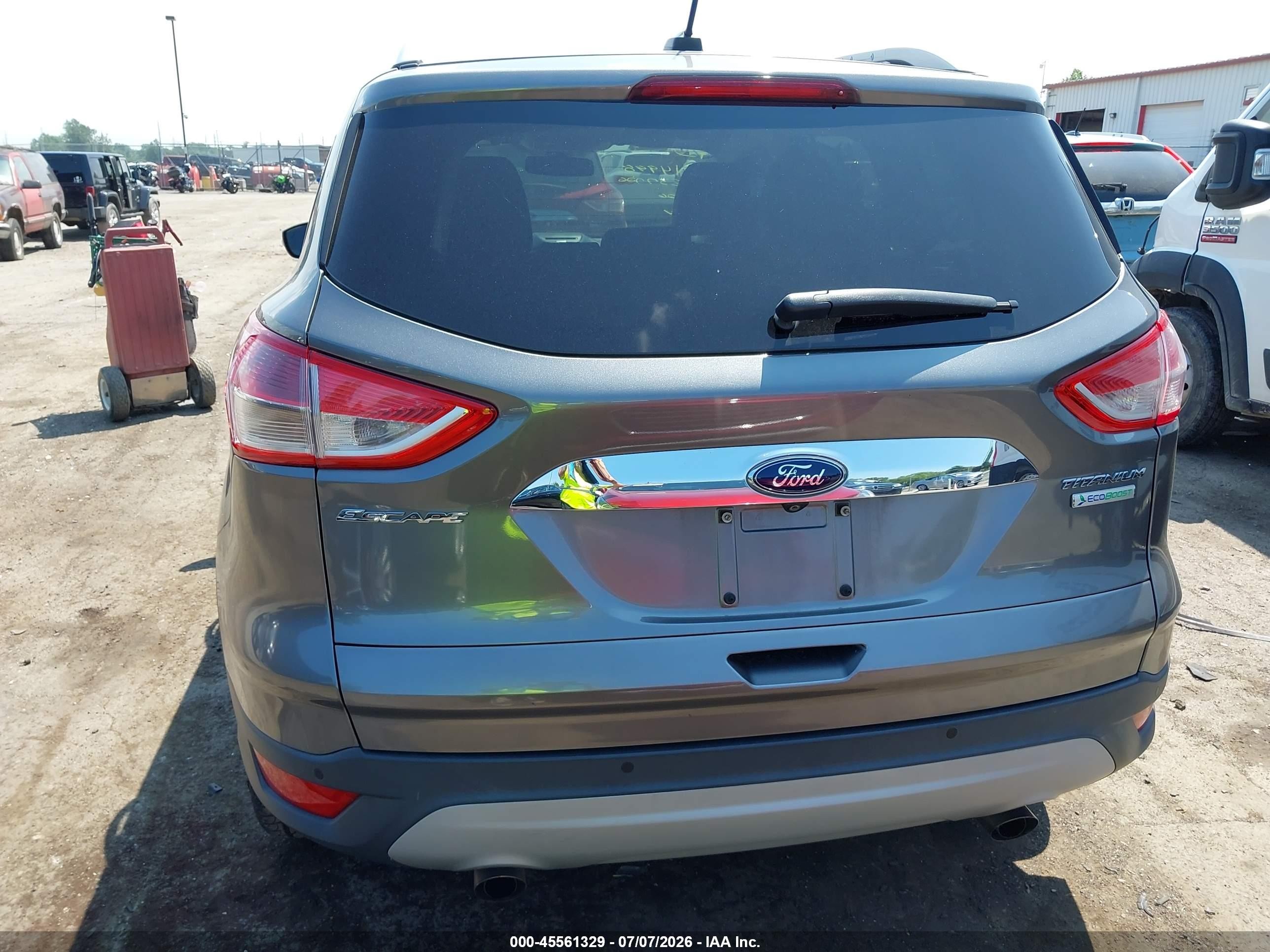 2014 Ford Escape Titanium Silver vin: 1FMCU0JX9EUE37729