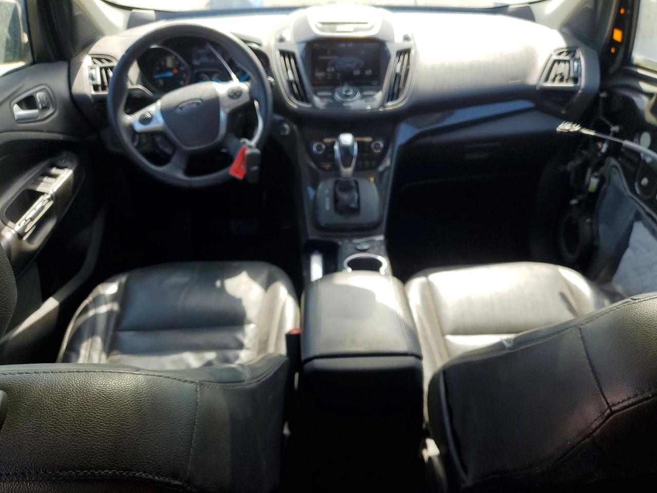 2015 Ford Escape Titanium Черный vin: 1FMCU0JX9FUA24744