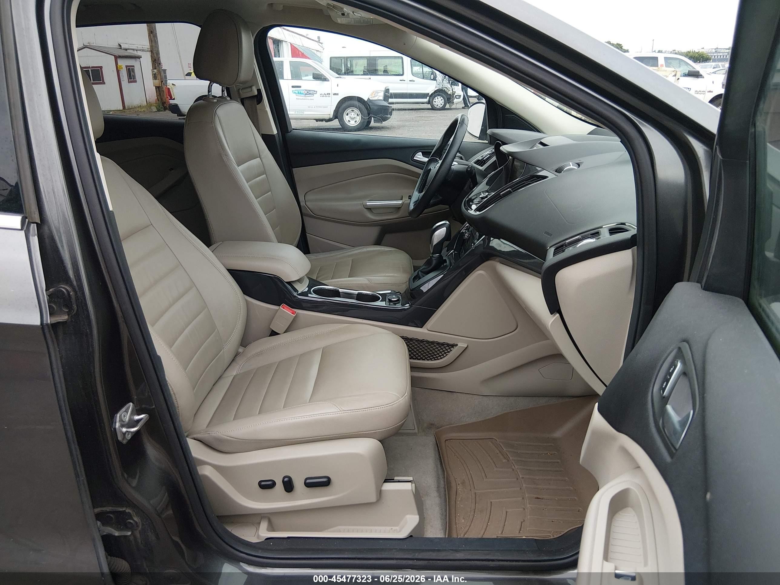 2015 Ford Escape Titanium Gray vin: 1FMCU0JX9FUC05665