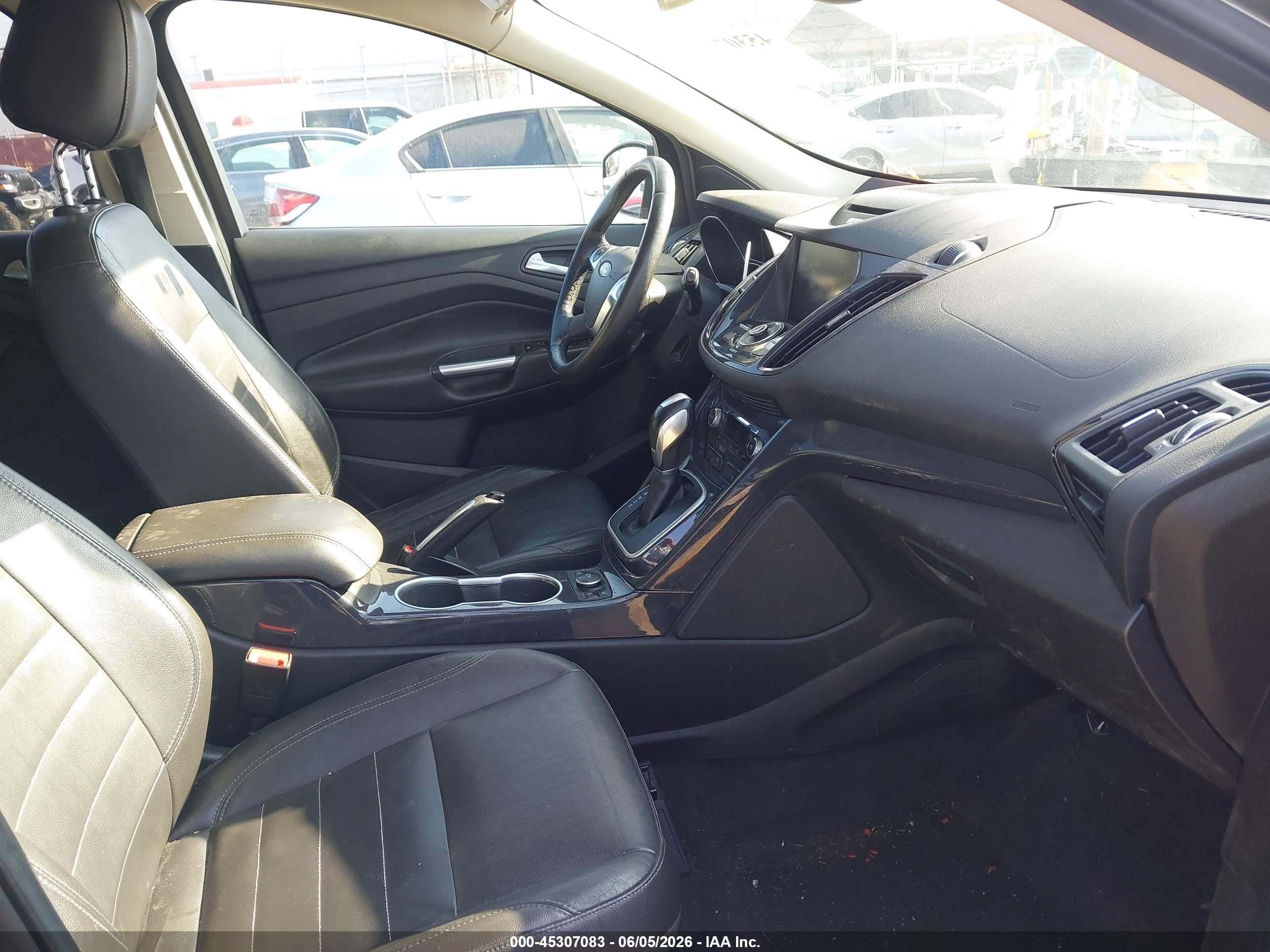 2014 Ford Escape Titanium Gray vin: 1FMCU0JXXEUA84739