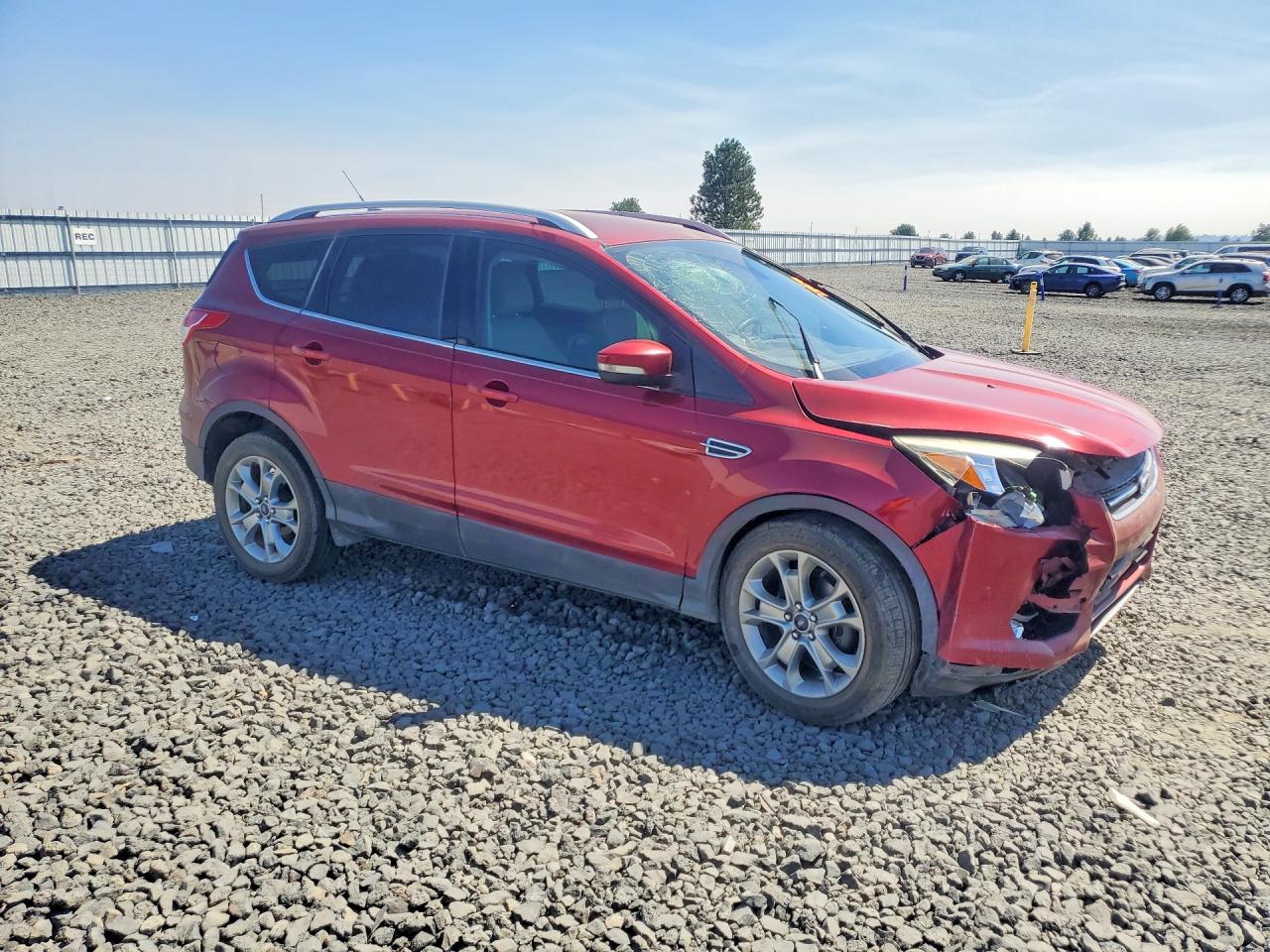 2014 Ford Escape Titanium Red vin: 1FMCU0JXXEUB09025