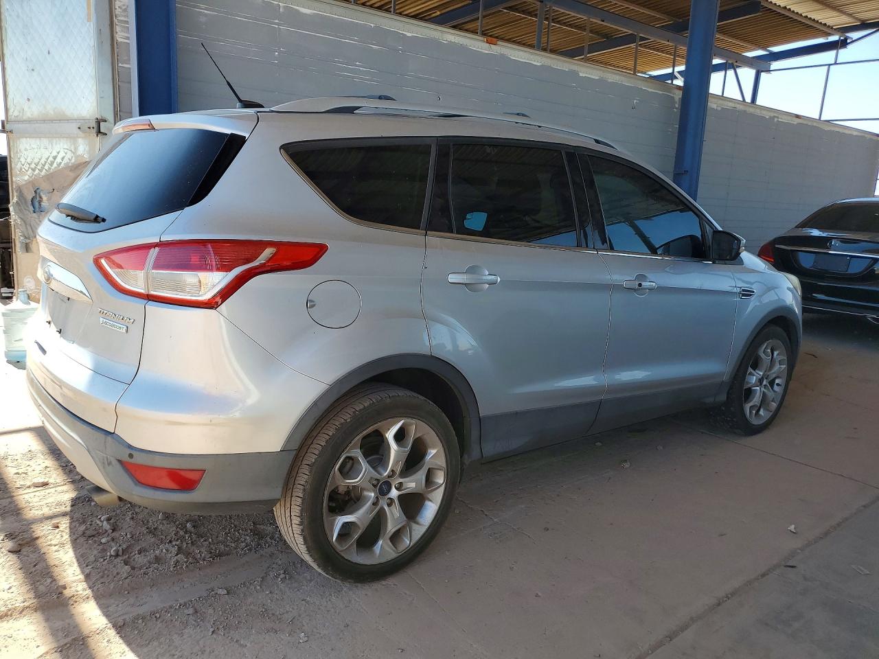 2014 Ford Escape Titanium Silver vin: 1FMCU0JXXEUB64039