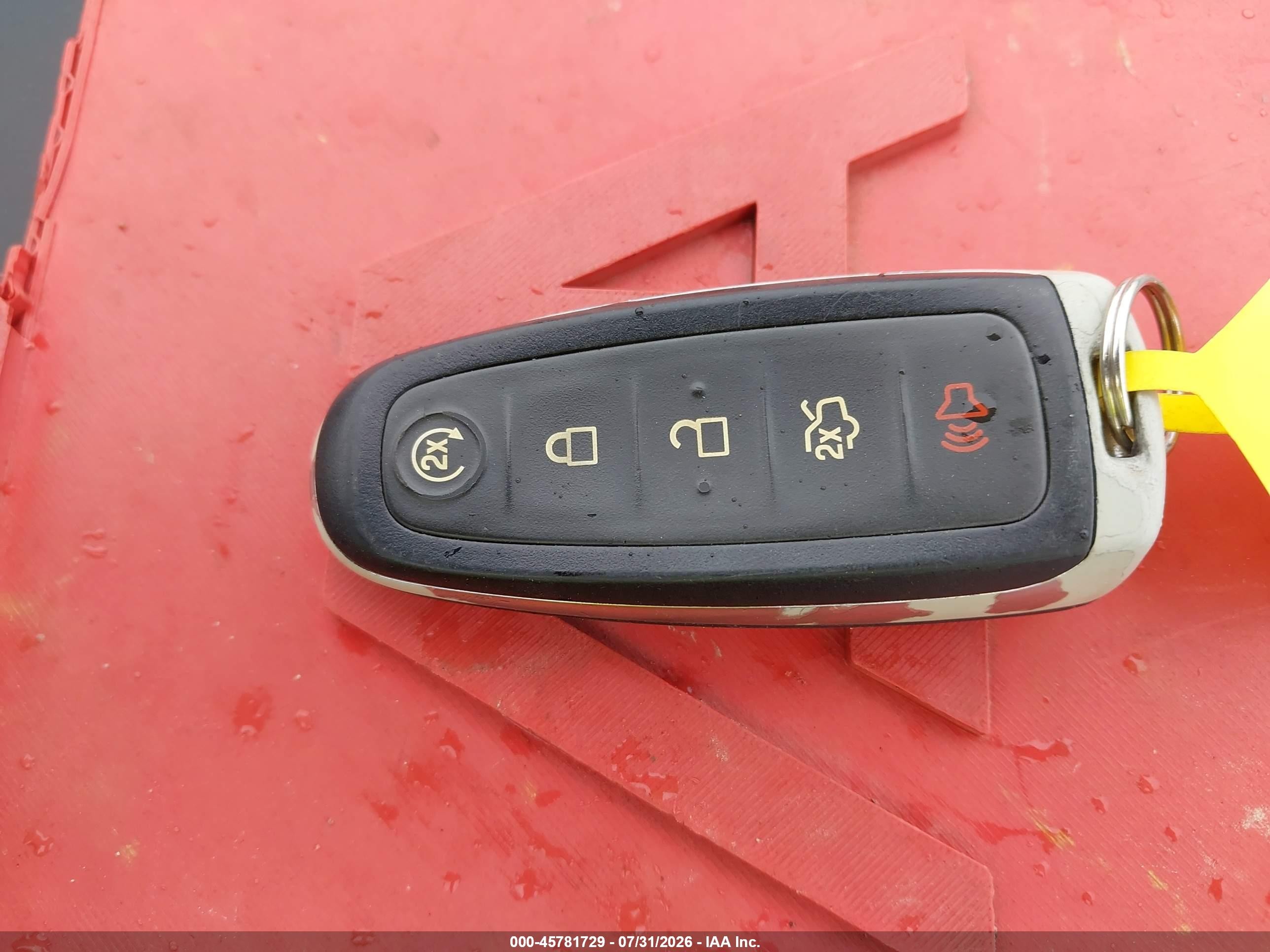 2015 Ford Escape Titanium Черный vin: 1FMCU0JXXFUB47968