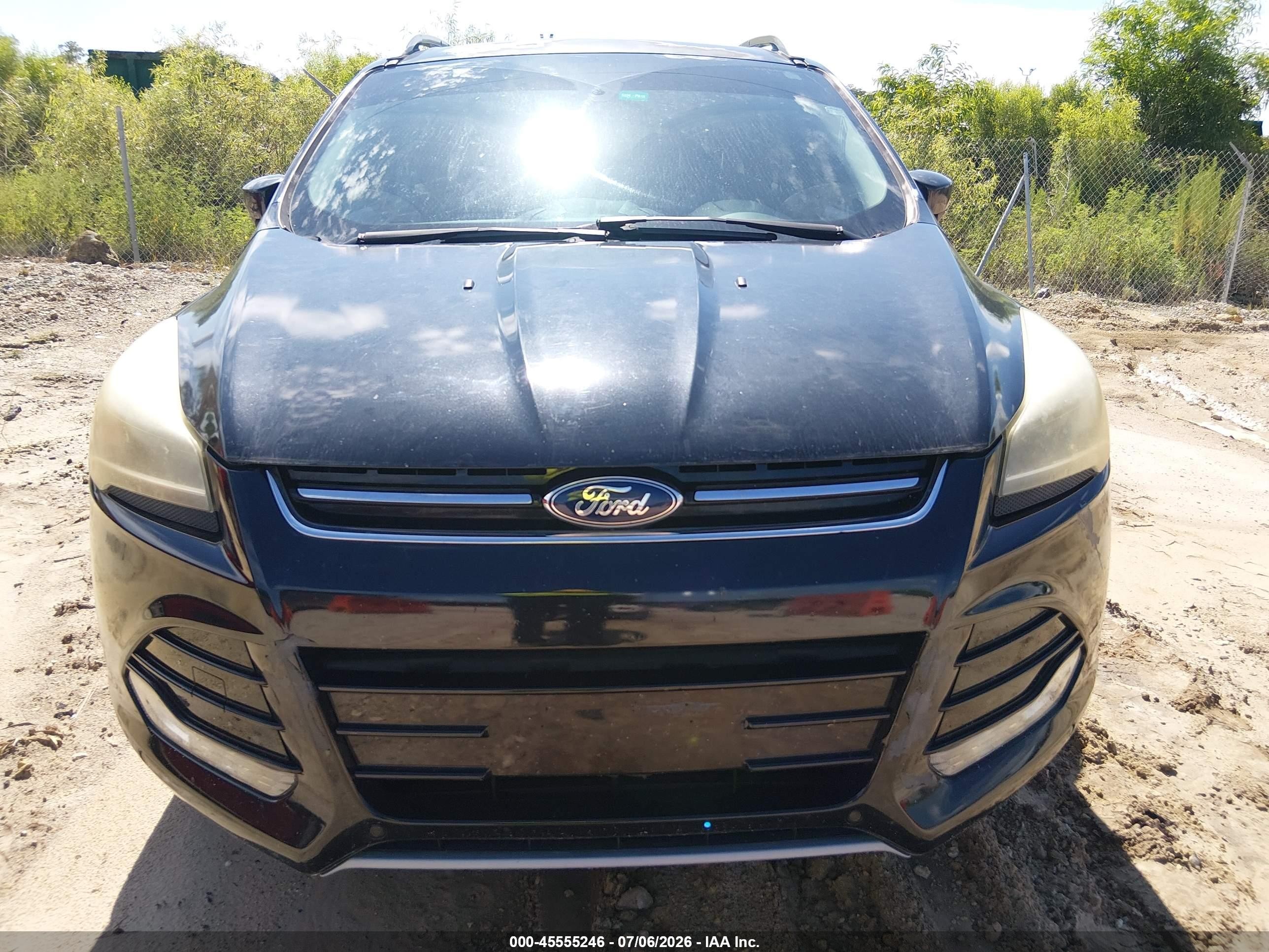 2015 Ford Escape Titanium Черный vin: 1FMCU0JXXFUC87356