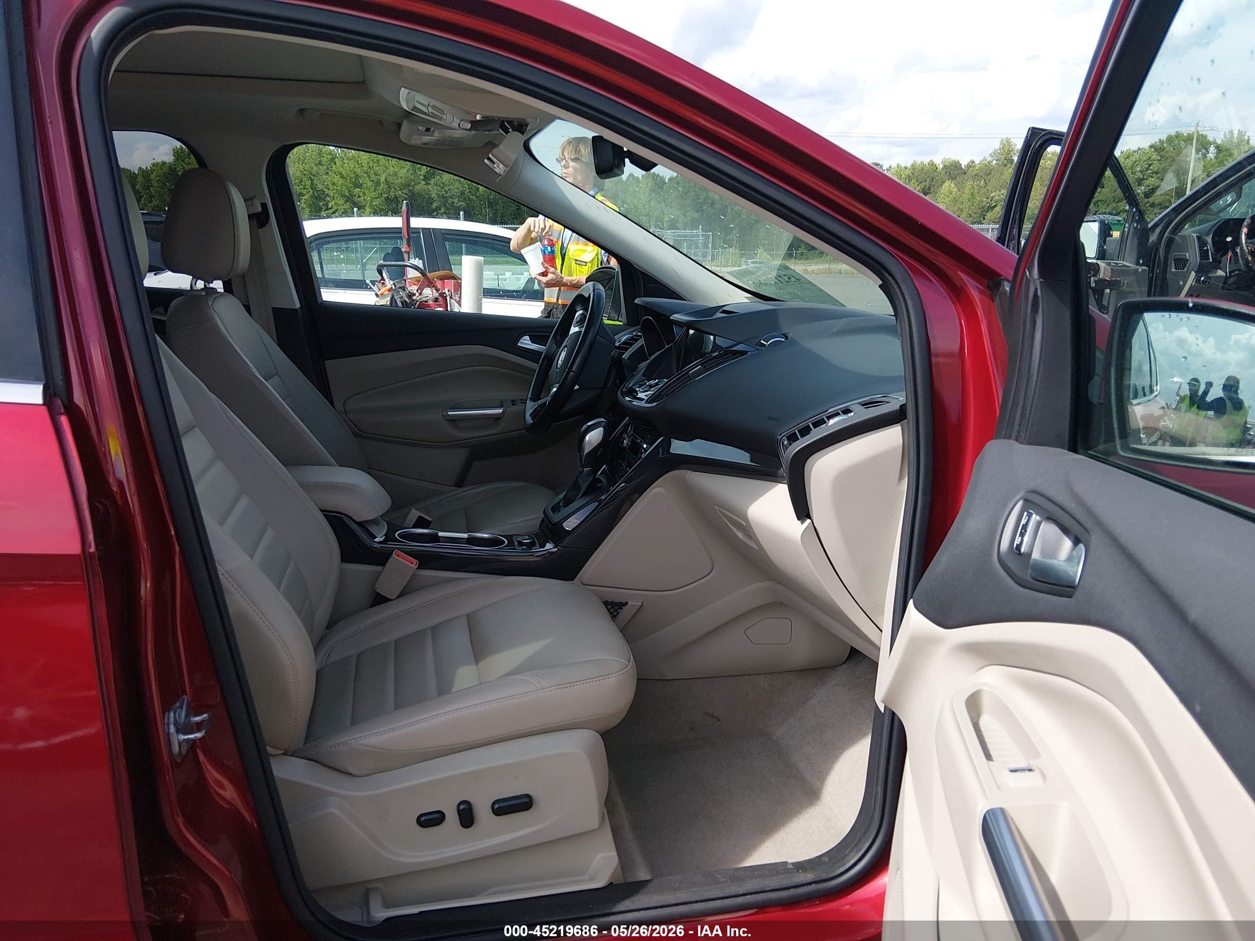 2016 Ford Escape Titanium Red vin: 1FMCU0JXXGUB30282