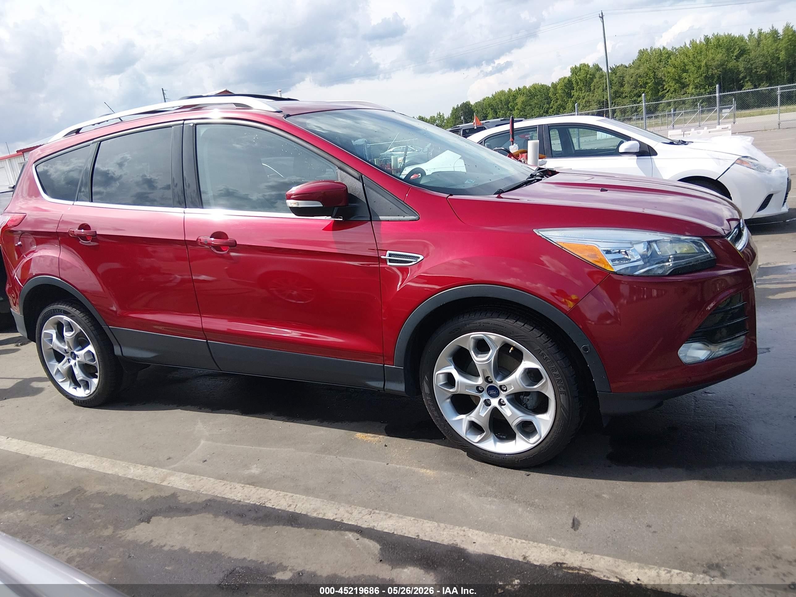 2016 Ford Escape Titanium Red vin: 1FMCU0JXXGUB30282