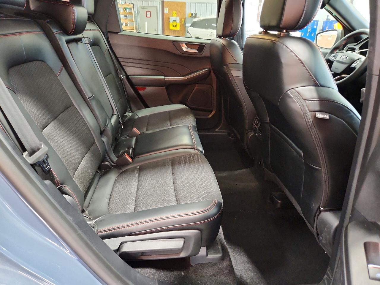 2025 Ford Escape St Line Blue vin: 1FMCU0MN2SUA46296
