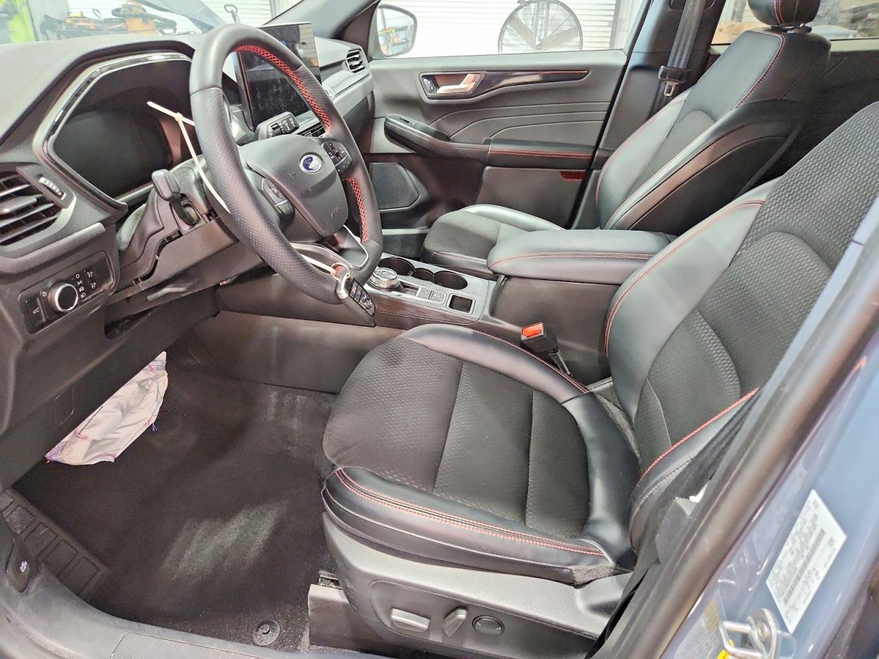 2025 Ford Escape St Line Blue vin: 1FMCU0MN2SUA46296