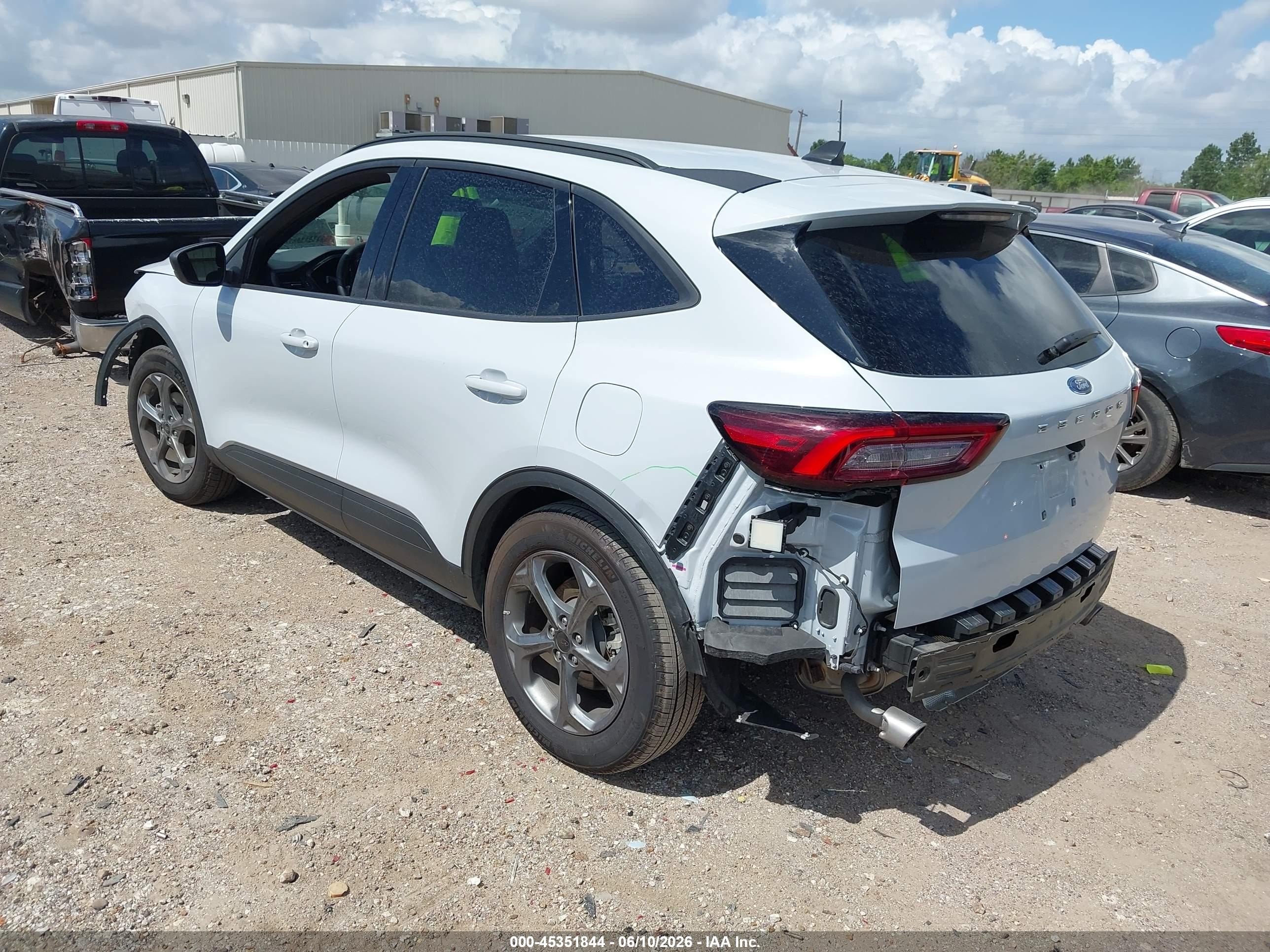 2025 Ford Escape St-line White vin: 1FMCU0MN3SUB23161